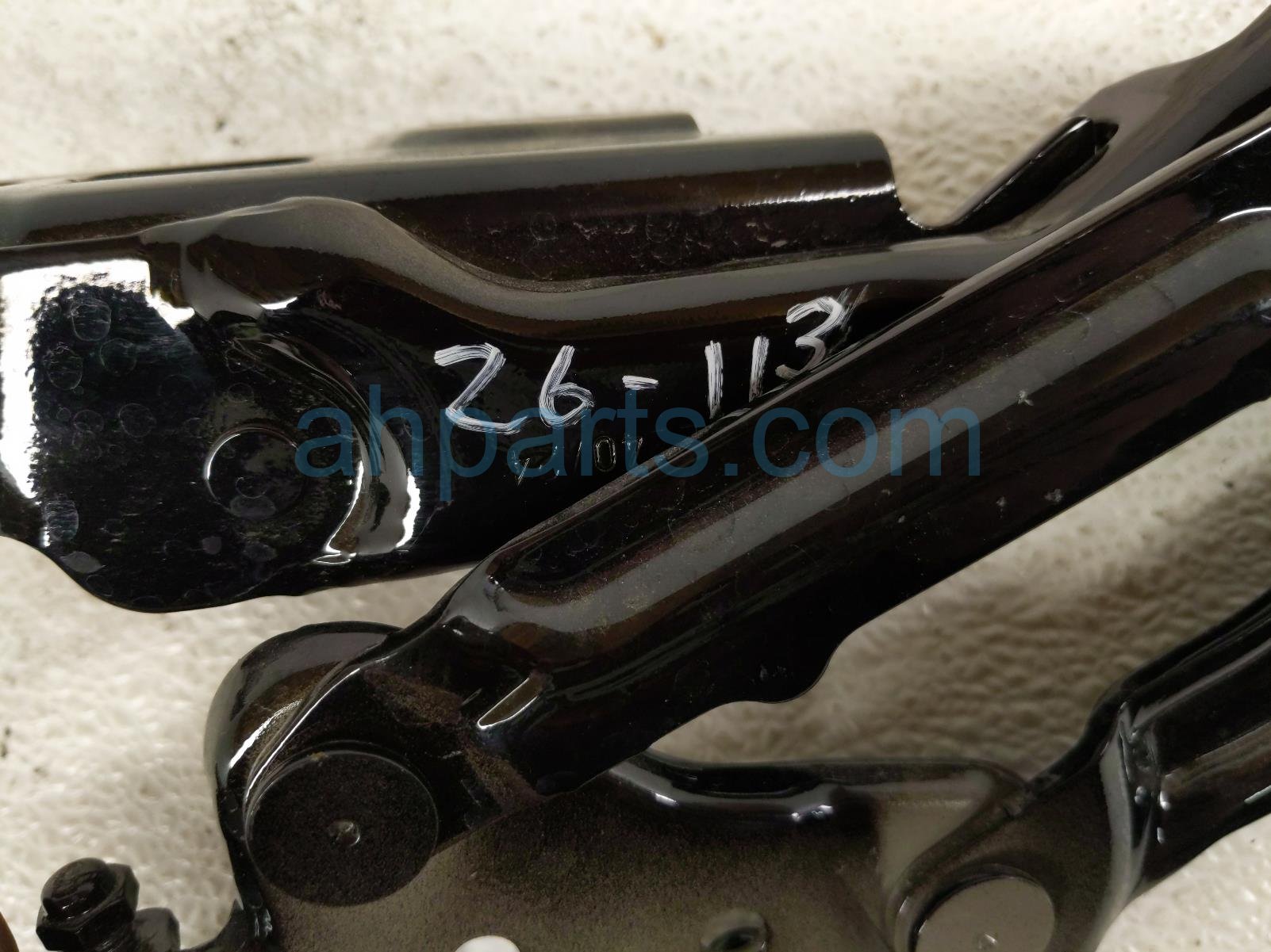 2025 BMW I4 Passenger Hood Hinge Black 41 00 8 494 431 Replacement 2025 BMW I4 Passenger Hood Hinge Black 41 00 8 494 431 Replacement thumbnail