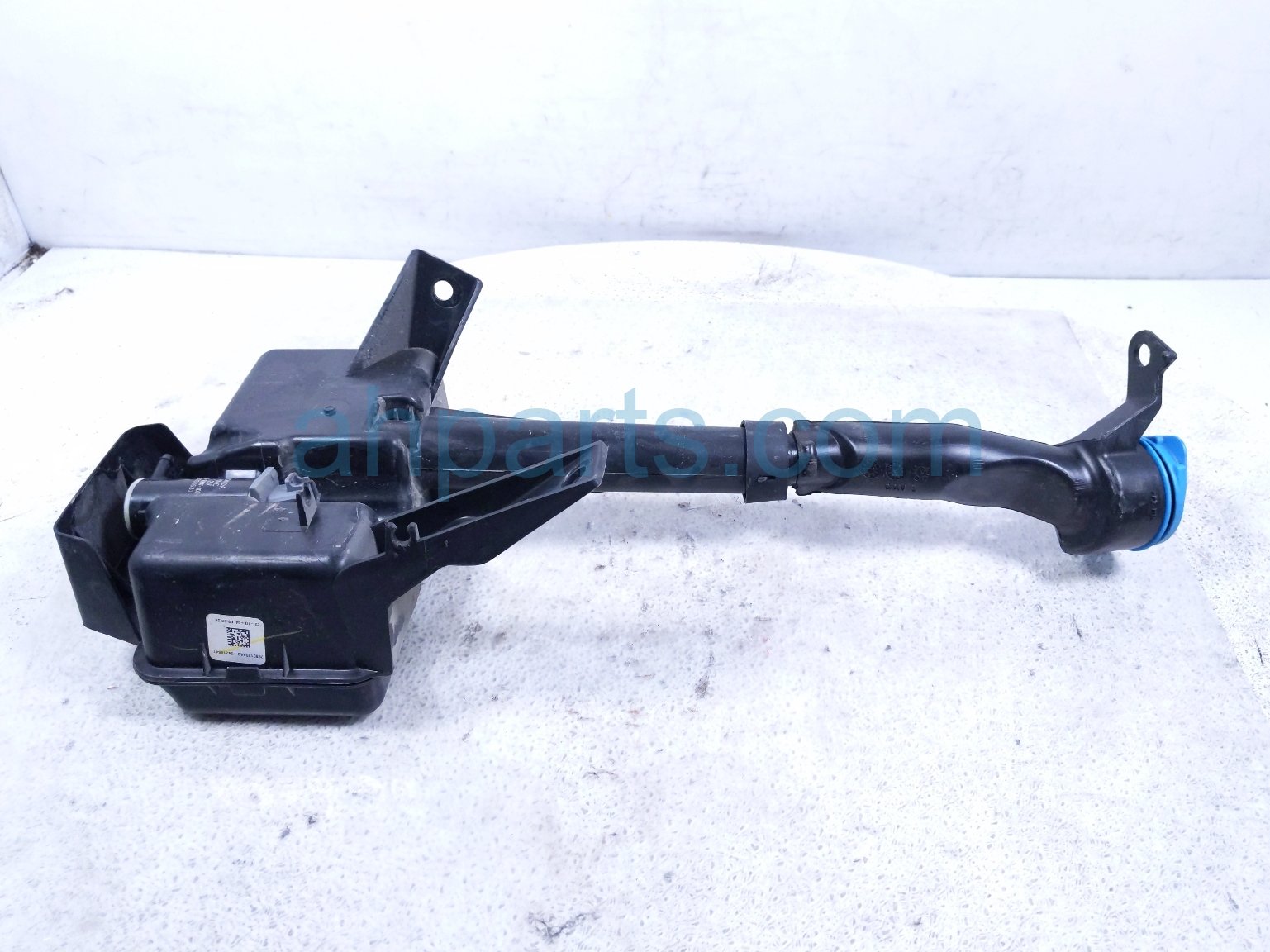 2024 Honda Accord Windshield Washer Reservoir W/pump 76841 30A A01 Replacement 2024 Honda Accord Windshield Washer Reservoir W/pump 76841 30A A01 Replacement thumbnail