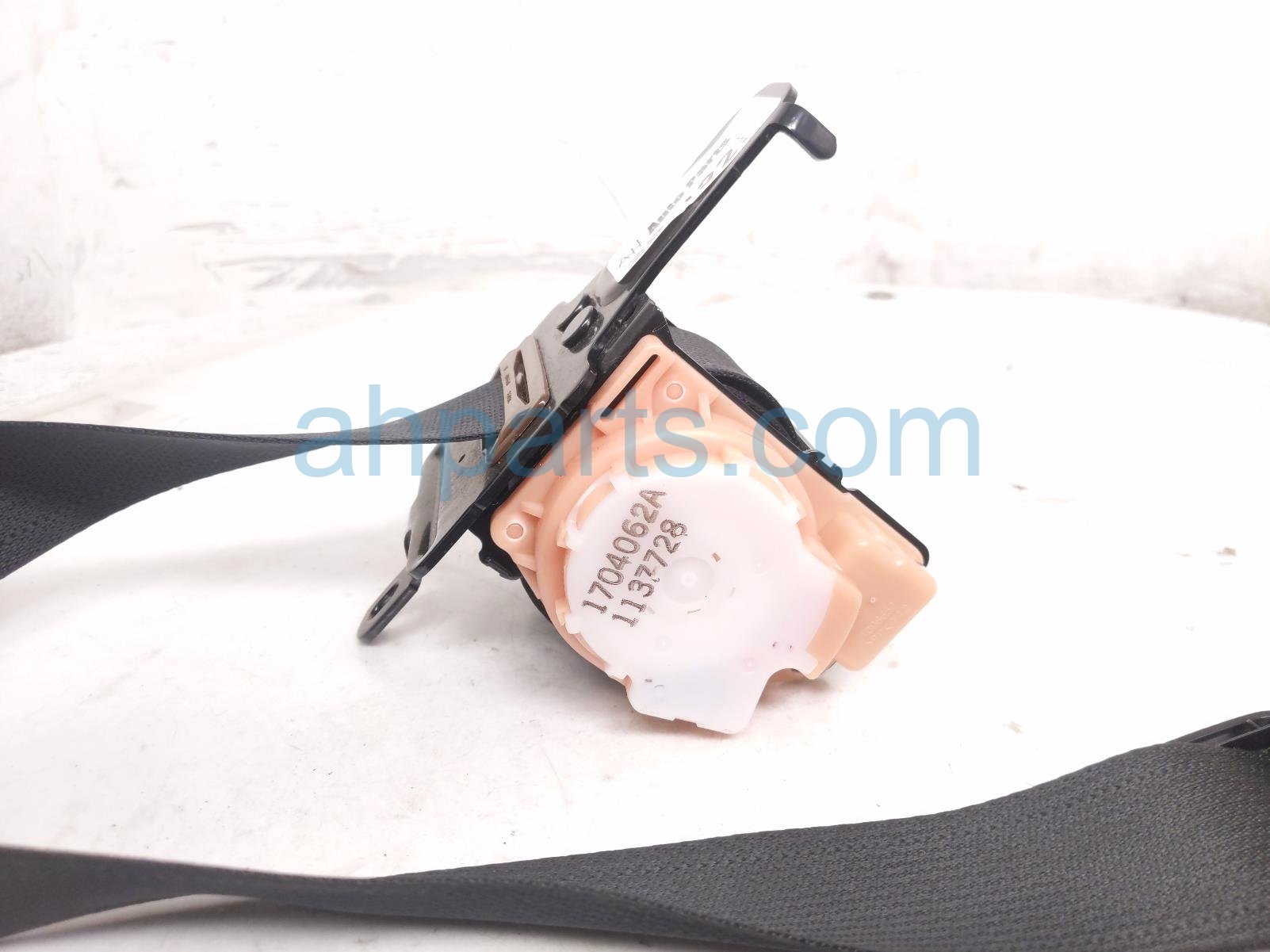 2018 Toyota Camry Rear Mid Seat Belt Retractor Black 73350 33120 C1 Replacement 2018 Toyota Camry Rear Mid Seat Belt Retractor Black 73350 33120 C1 Replacement thumbnail