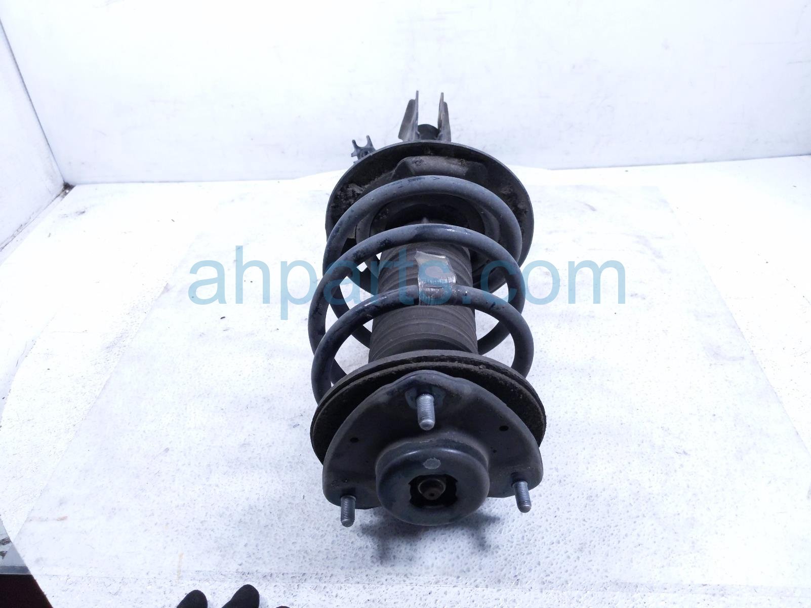 2020 Toyota Camry Front Passenger Strut + Spring 48510 8Z321 Replacement 2020 Toyota Camry Front Passenger Strut + Spring 48510 8Z321 Replacement thumbnail