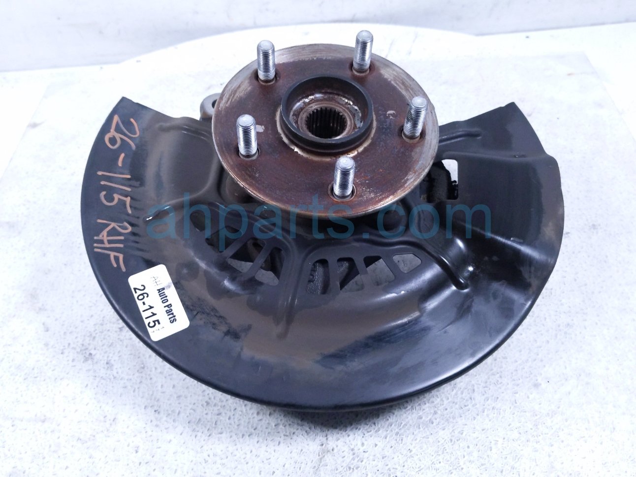 Toyota FR/RH SPINDLE KNUCKLE HUB