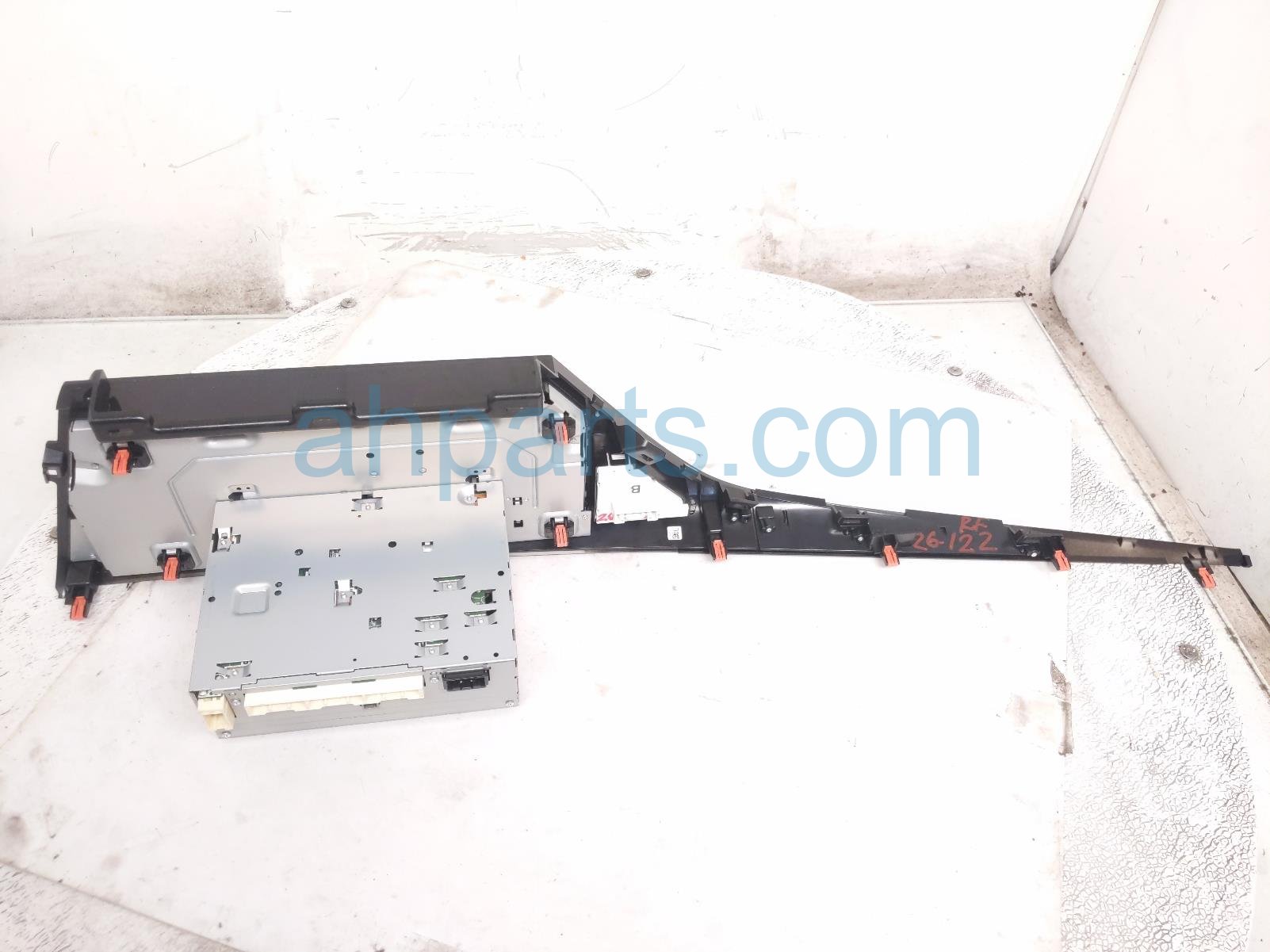 2018 Toyota Camry Radio Nav Display Screen Assy 86140 33380 Replacement 2018 Toyota Camry Radio Nav Display Screen Assy 86140 33380 Replacement thumbnail