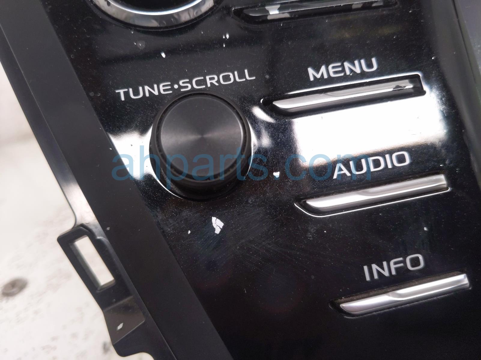 2018 Toyota Camry Radio Nav Display Screen Assy 86140 33380 Replacement 2018 Toyota Camry Radio Nav Display Screen Assy 86140 33380 Replacement thumbnail
