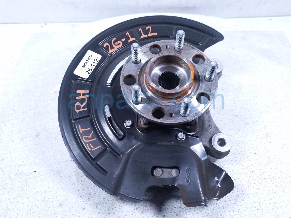 Kia FR/RH SPINDLE KNUCKLE HUB - AWD