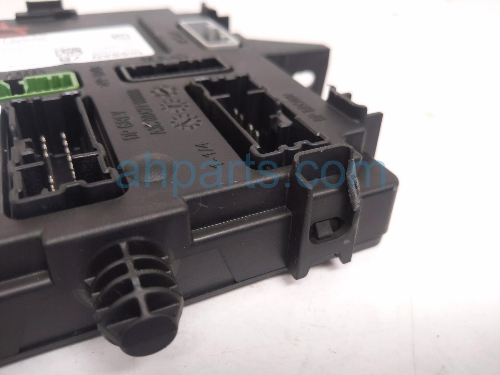 2025 Nissan Kicks Body Control Module Front Driver 284B1 7LG0B Replacement 2025 Nissan Kicks Body Control Module Front Driver 284B1 7LG0B Replacement thumbnail