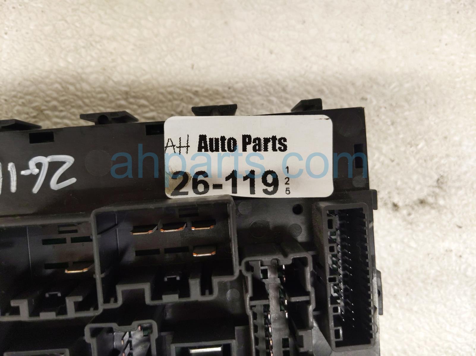 2025 Nissan Kicks Engine Room Fuse Box Ipdm 2.0l 24350 7LA0A Replacement 2025 Nissan Kicks Engine Room Fuse Box Ipdm 2.0l 24350 7LA0A Replacement thumbnail