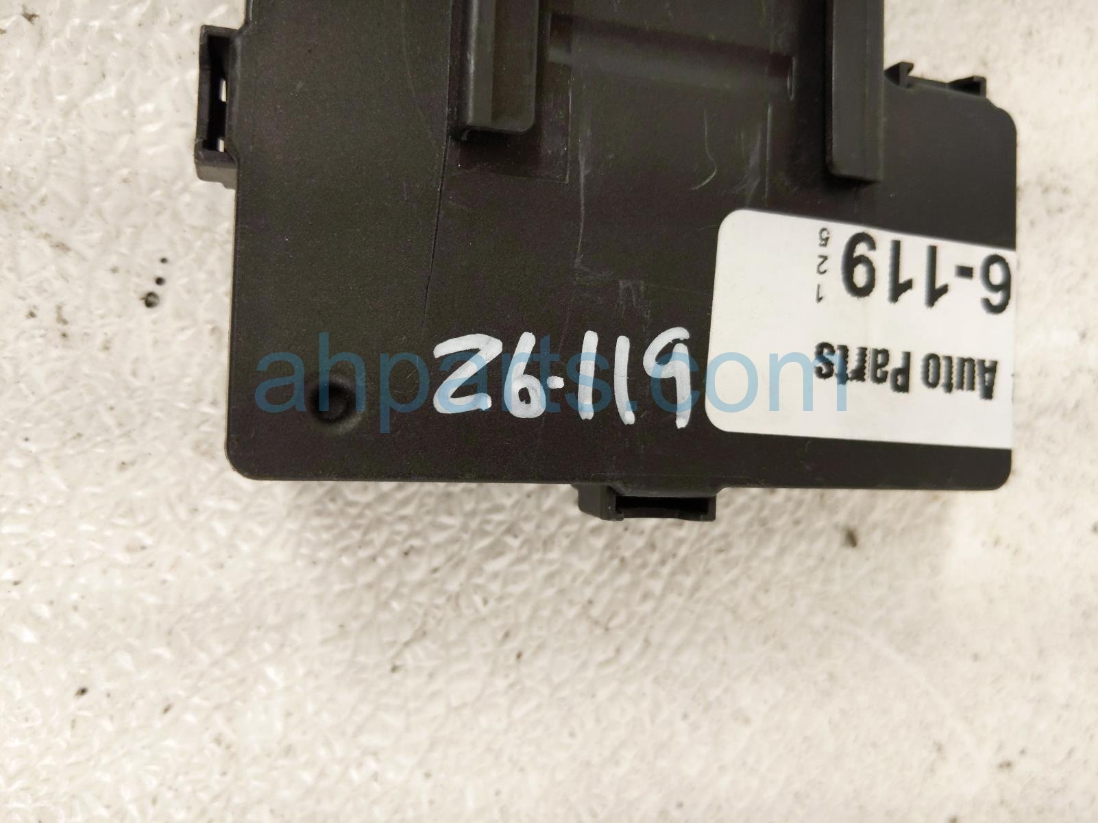 2025 Nissan Kicks Keyless Entry Ctrl Mod 285E2 6RZ0C Replacement 2025 Nissan Kicks Keyless Entry Ctrl Mod 285E2 6RZ0C Replacement thumbnail