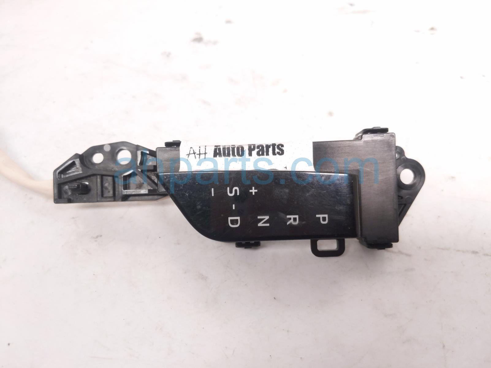 2018 Toyota Camry Shifter Selector Indicator 35978 33180 Replacement 2018 Toyota Camry Shifter Selector Indicator 35978 33180 Replacement thumbnail