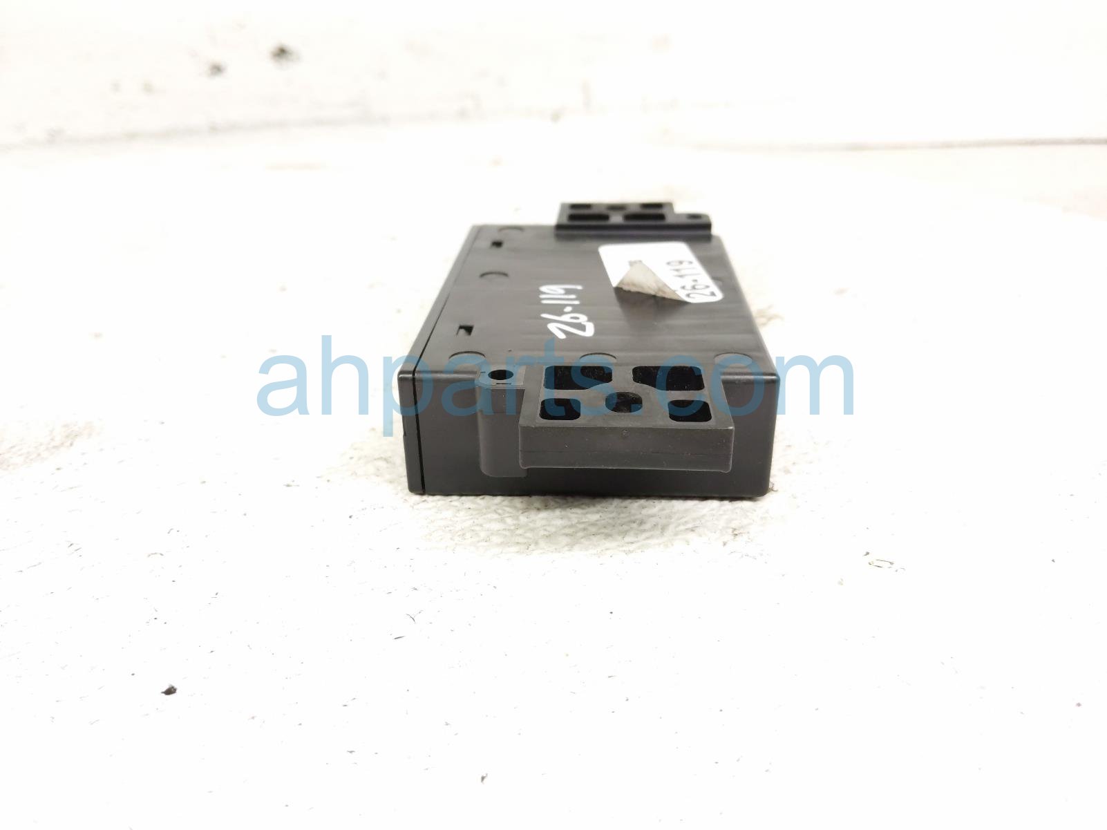 2025 Nissan Kicks Driver Assist Ctrl Mod rlh 284E7 7LA2A Replacement 2025 Nissan Kicks Driver Assist Ctrl Mod rlh 284E7 7LA2A Replacement thumbnail