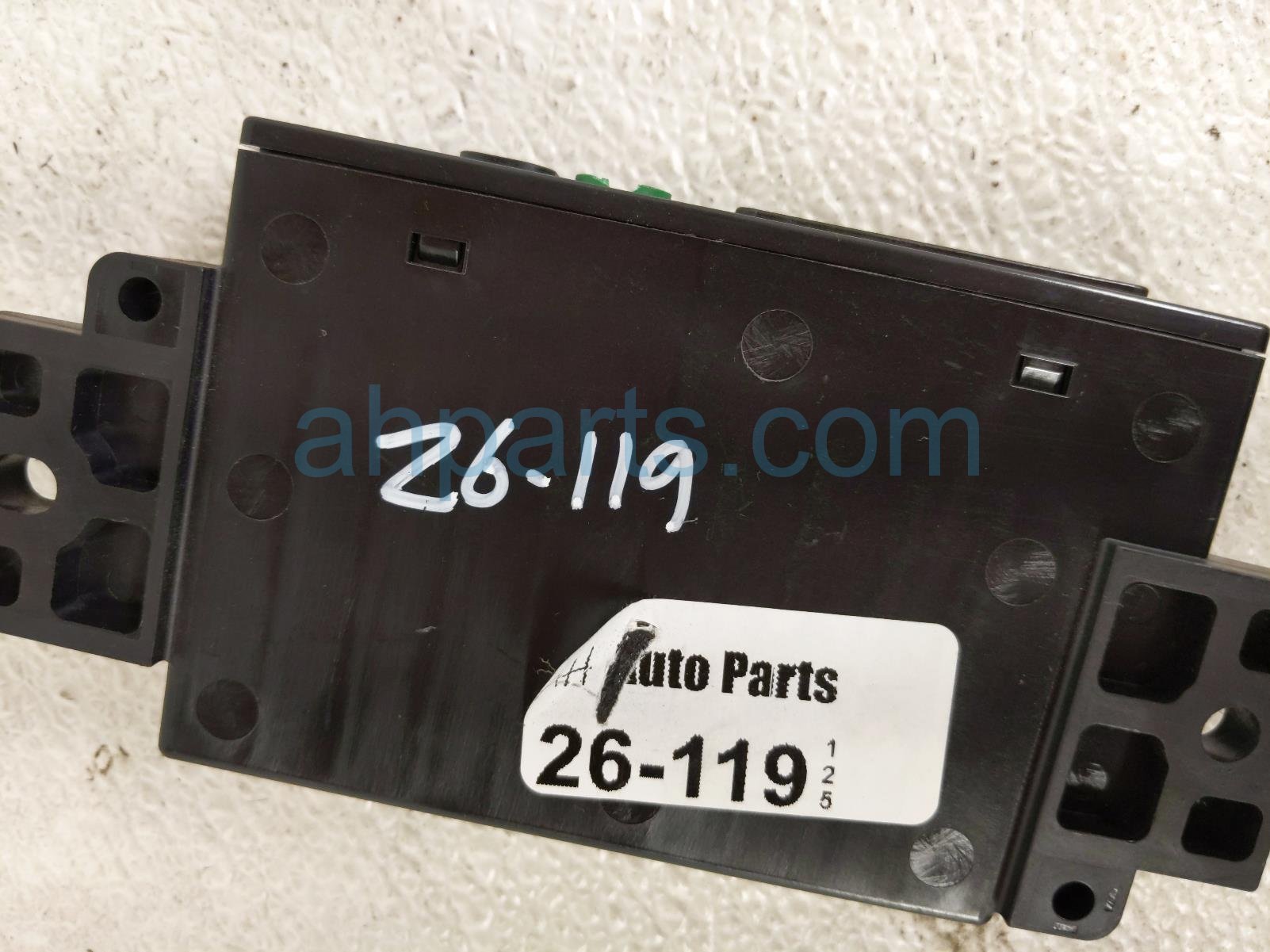 2025 Nissan Kicks Driver Assist Ctrl Mod rlh 284E7 7LA2A Replacement 2025 Nissan Kicks Driver Assist Ctrl Mod rlh 284E7 7LA2A Replacement thumbnail