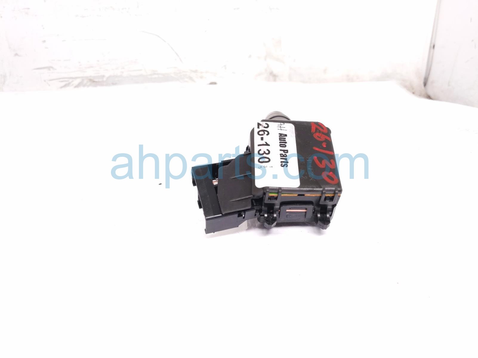2018 Toyota Sienna Combo Windshield Wiper Column Switch 84652 02730 Replacement 2018 Toyota Sienna Combo Windshield Wiper Column Switch 84652 02730 Replacement thumbnail