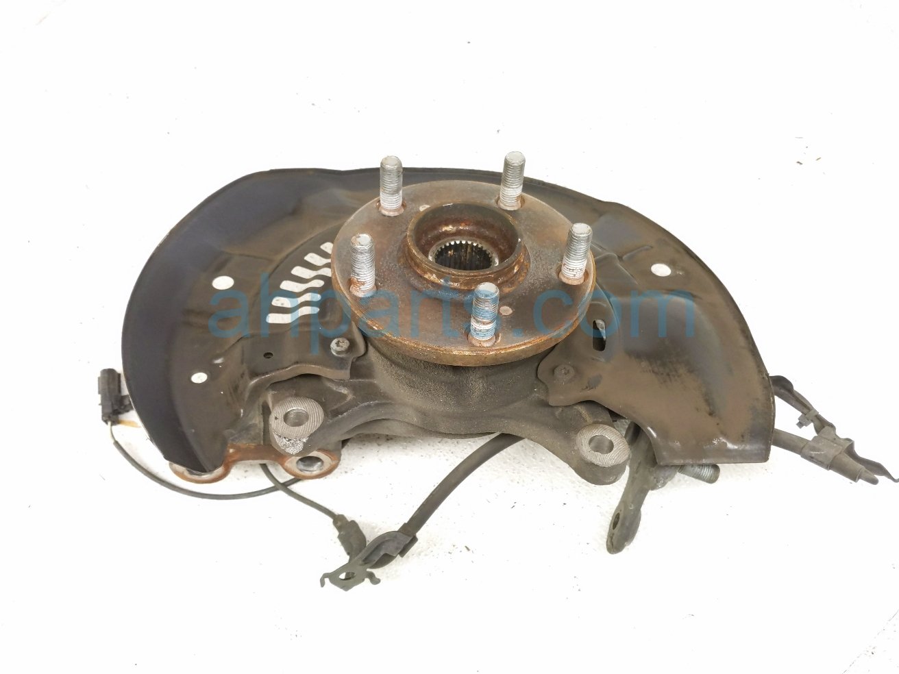 Toyota FR/LH SPINDLE KNUCKLE HUB - FWD