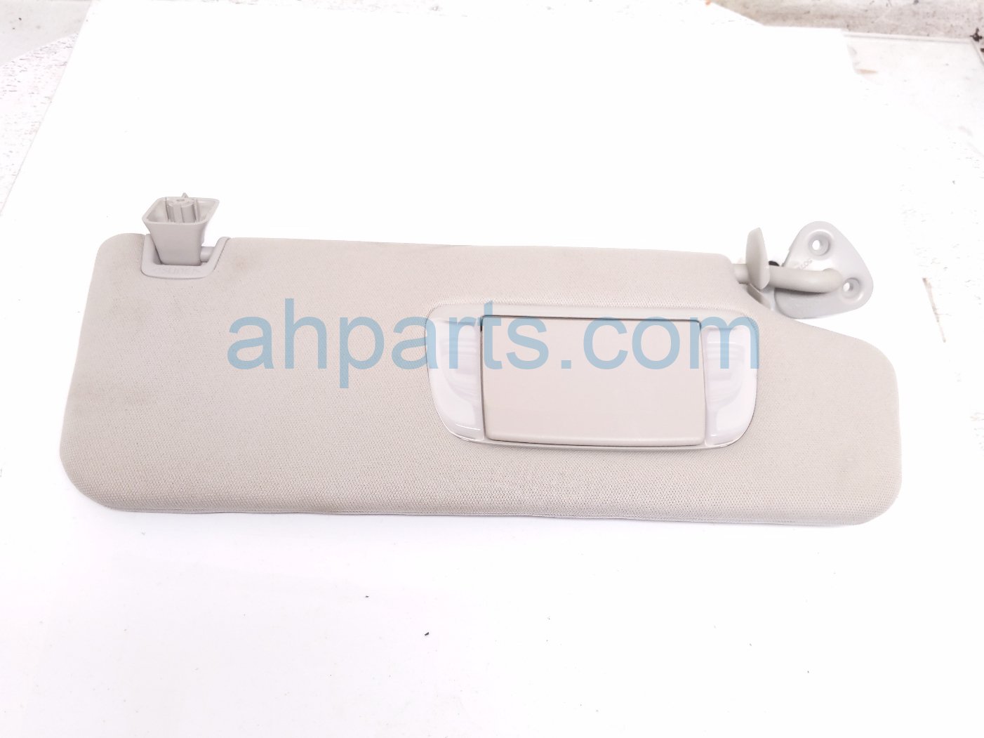 Toyota RH SUN VISOR - GREY