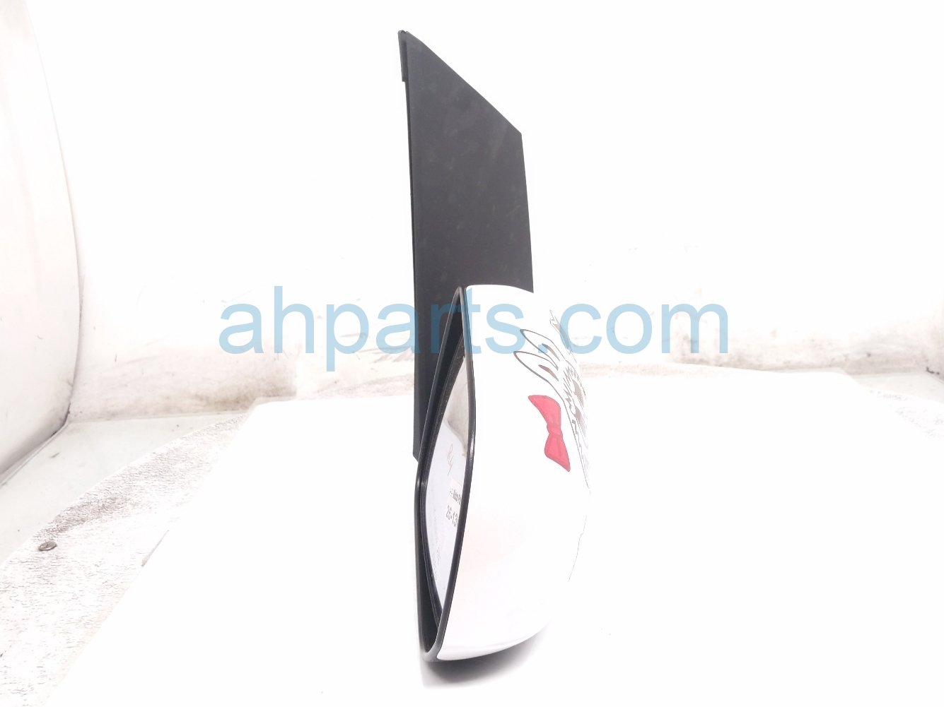 2018 Toyota Sienna Rear Passenger Side View Mirror White 87910 08170 A1 Replacement 2018 Toyota Sienna Rear Passenger Side View Mirror White 87910 08170 A1 Replacement thumbnail