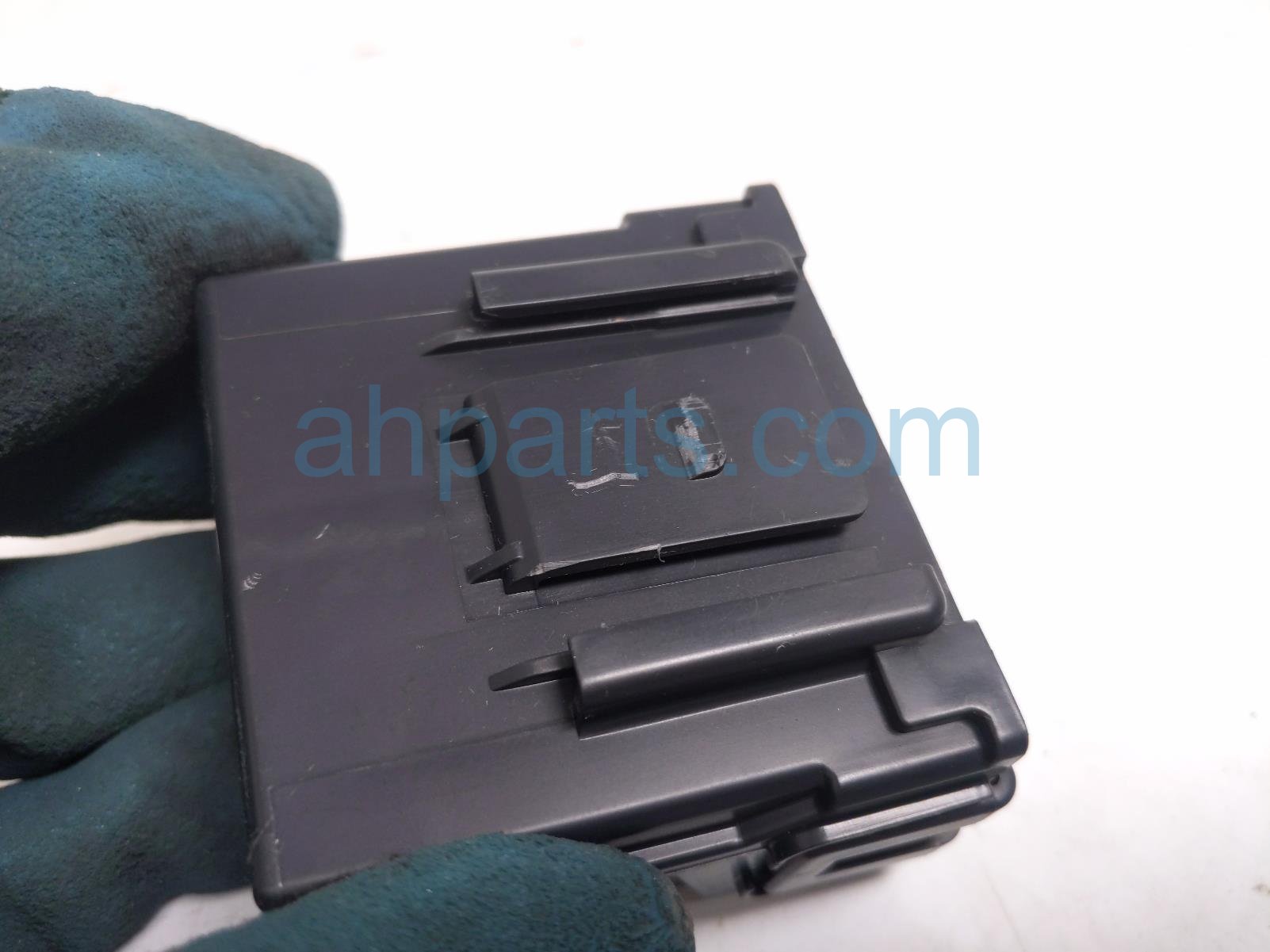 2025 Nissan Kicks Cdm Controller Assy Front Passenger 285T3 7LA3A Replacement 2025 Nissan Kicks Cdm Controller Assy Front Passenger 285T3 7LA3A Replacement thumbnail