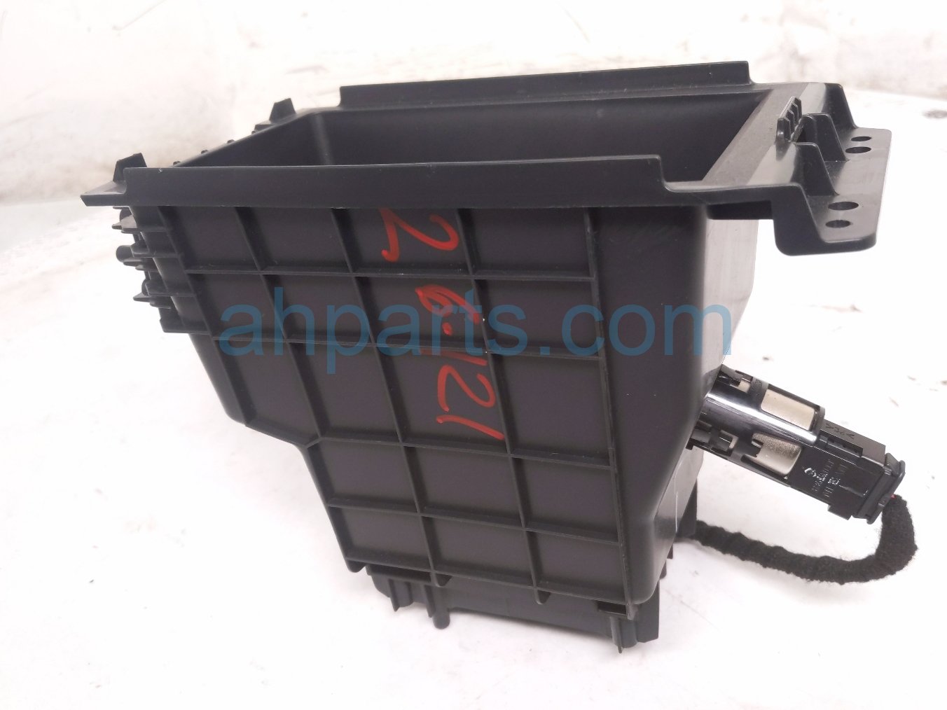 2025 Nissan Kicks Center Console Storage Box Black 969RA 7LF0A Replacement 2025 Nissan Kicks Center Console Storage Box Black 969RA 7LF0A Replacement thumbnail