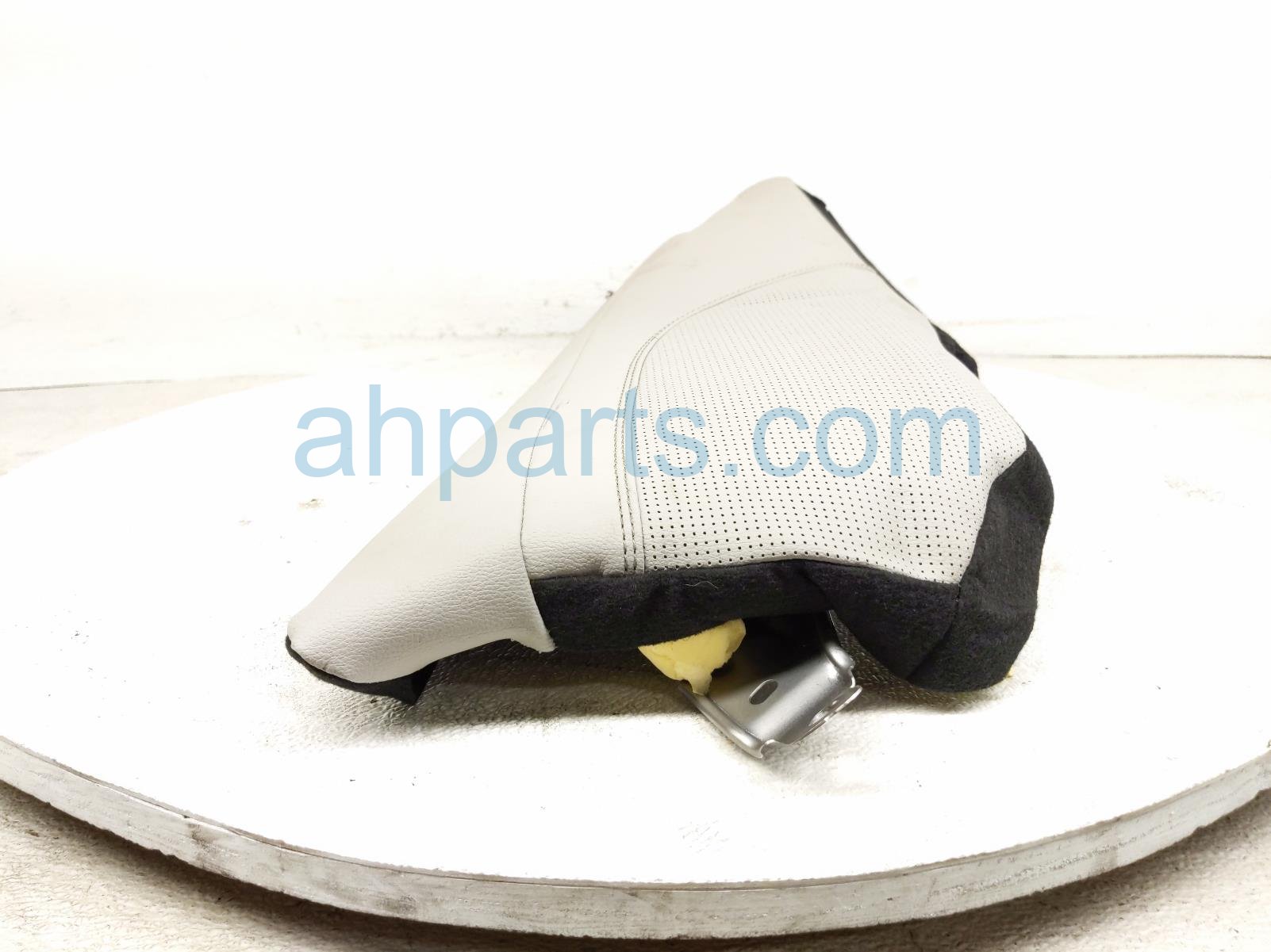 2026 Toyota Camry Back (2nd Row) Rear Passenger Seat Bolster Grey Clth 71751 AQ010 Replacement 2026 Toyota Camry Back (2nd Row) Rear Passenger Seat Bolster Grey Clth 71751 AQ010 Replacement thumbnail