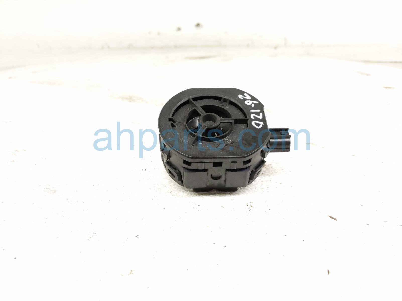 2026 Toyota Camry Avas Speaker Assembly 86570 41010 Replacement 2026 Toyota Camry Avas Speaker Assembly 86570 41010 Replacement thumbnail