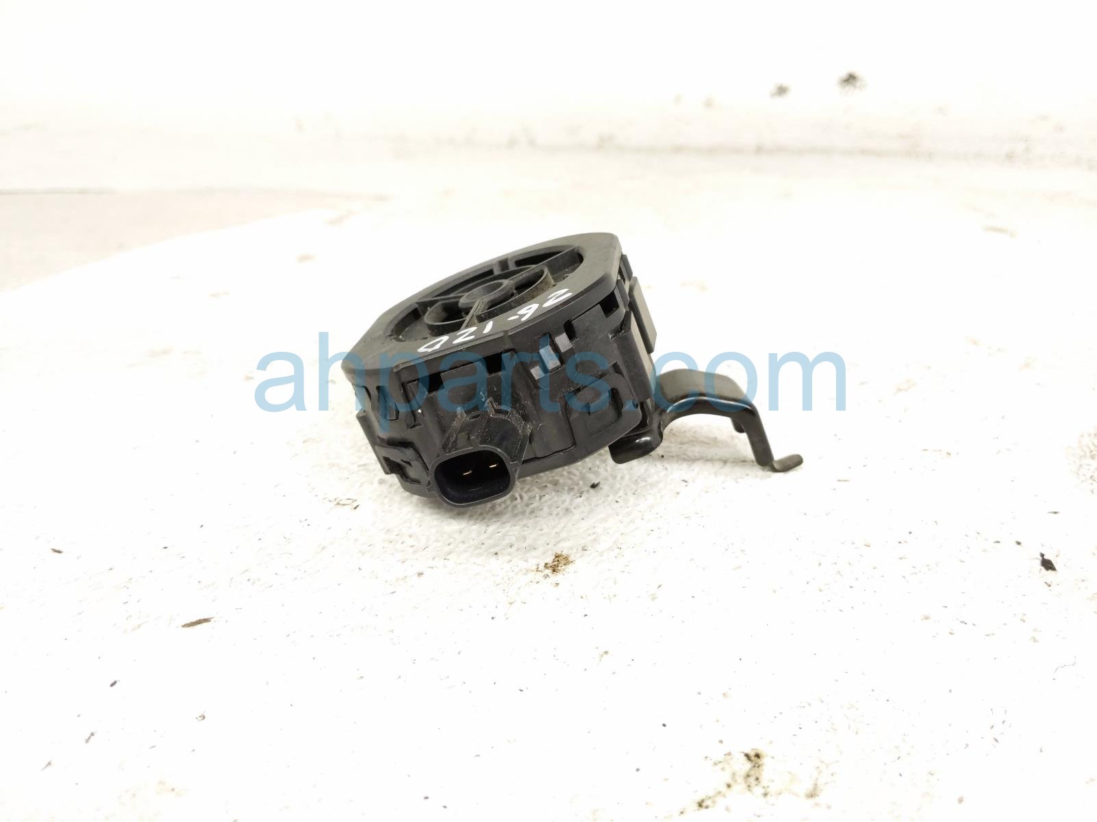 2026 Toyota Camry Avas Speaker Assembly 86570 41010 Replacement 2026 Toyota Camry Avas Speaker Assembly 86570 41010 Replacement thumbnail