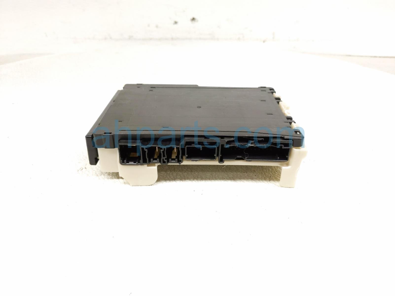 2026 Toyota Camry Driver Cabin Fuse Box 2.5l Fwd 82730 A6020 Replacement 2026 Toyota Camry Driver Cabin Fuse Box 2.5l Fwd 82730 A6020 Replacement thumbnail