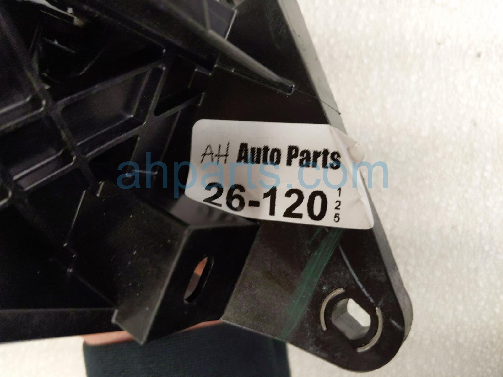 2026 Toyota Camry A/t Floor Shifter W/knob 2.5l Fwd 33560 06400 Replacement 2026 Toyota Camry A/t Floor Shifter W/knob 2.5l Fwd 33560 06400 Replacement thumbnail