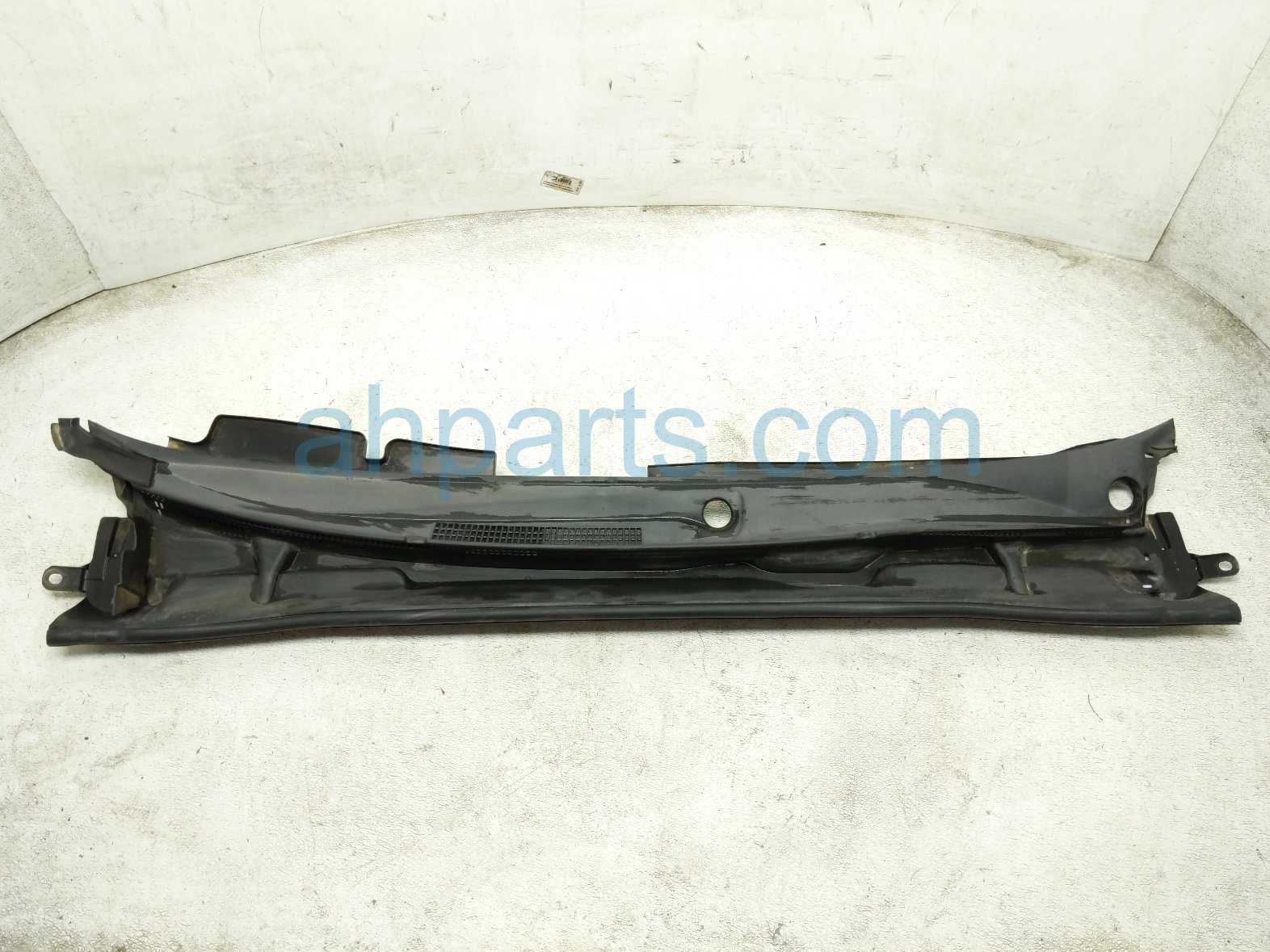 2018 Toyota Camry Cover Windshield Cowl Grille Panel 55708 33270 Replacement 2018 Toyota Camry Cover Windshield Cowl Grille Panel 55708 33270 Replacement thumbnail