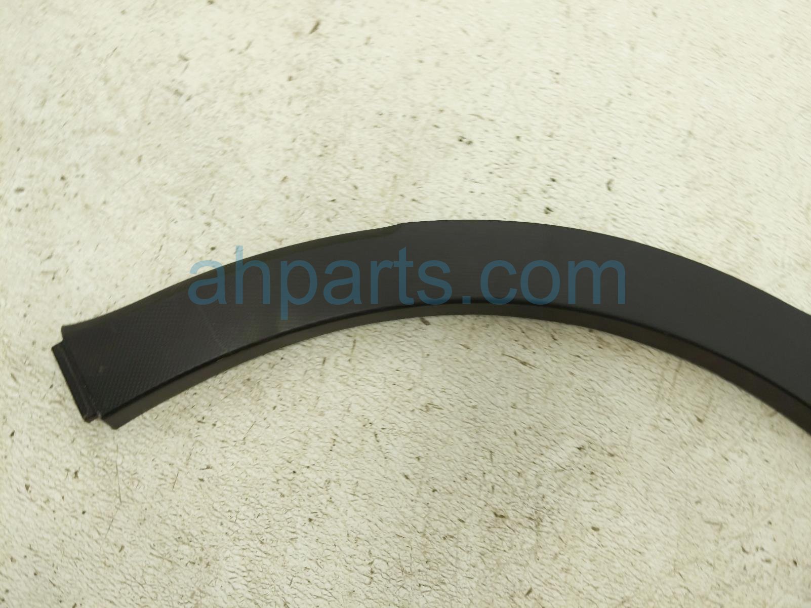 2025 Subaru Crosstrek Rear Driver Wheel Arch Molding White 91112FN31B Replacement 2025 Subaru Crosstrek Rear Driver Wheel Arch Molding White 91112FN31B Replacement thumbnail