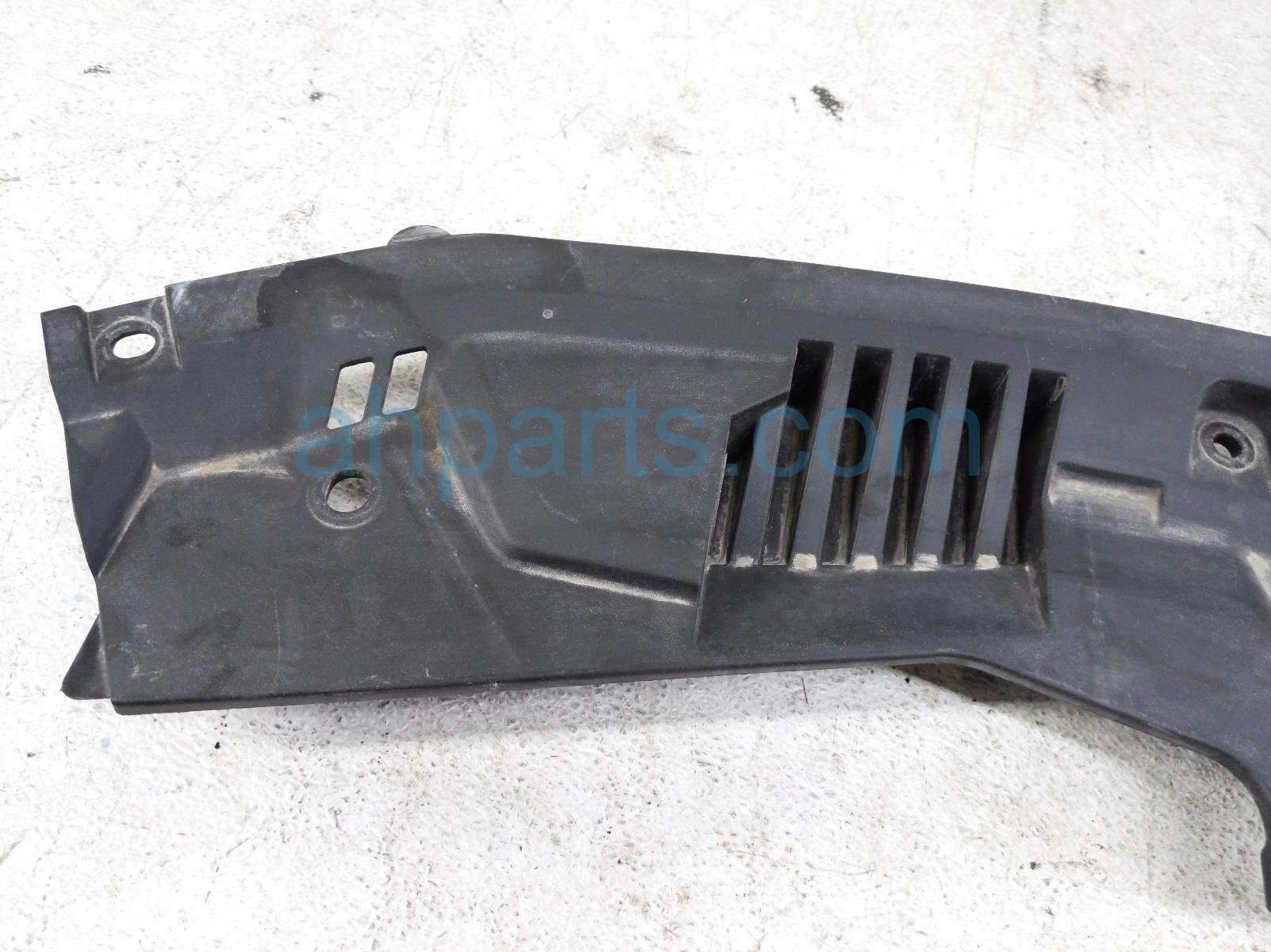 2024 Honda Accord Upper Radiator Grille Sight Shield 71321 30A A00 Replacement 2024 Honda Accord Upper Radiator Grille Sight Shield 71321 30A A00 Replacement thumbnail