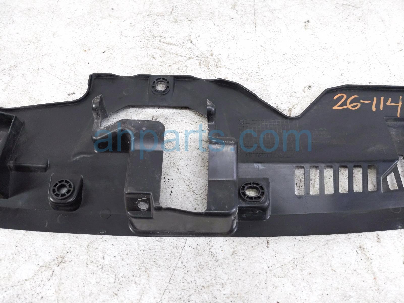 2024 Honda Accord Upper Radiator Grille Sight Shield 71321 30A A00 Replacement 2024 Honda Accord Upper Radiator Grille Sight Shield 71321 30A A00 Replacement thumbnail