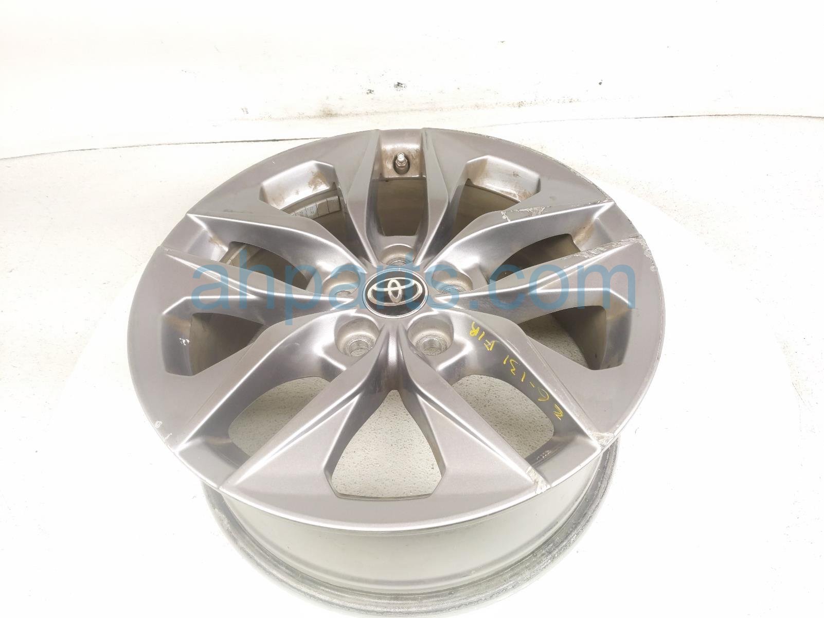$199 Toyota FR/RH WHEEL / RIM