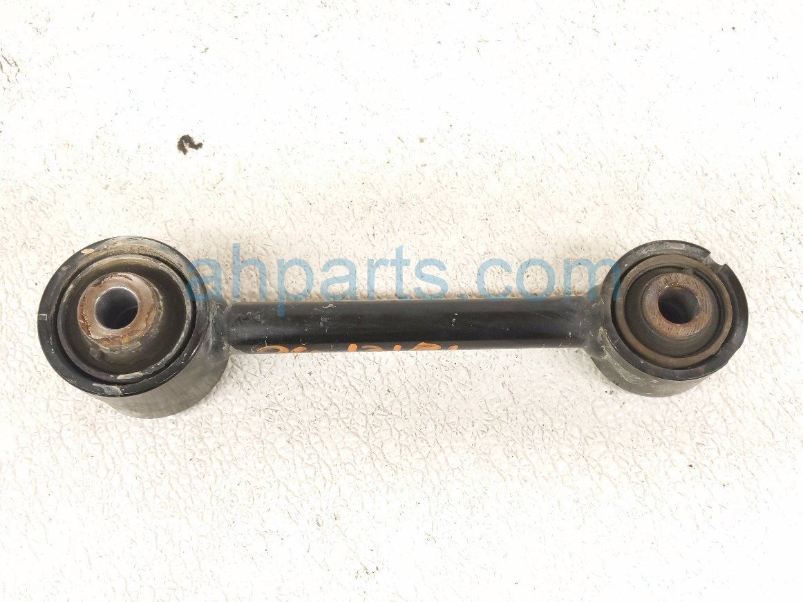 Toyota RR/LH FORWARD LOWER CONTROL ARM