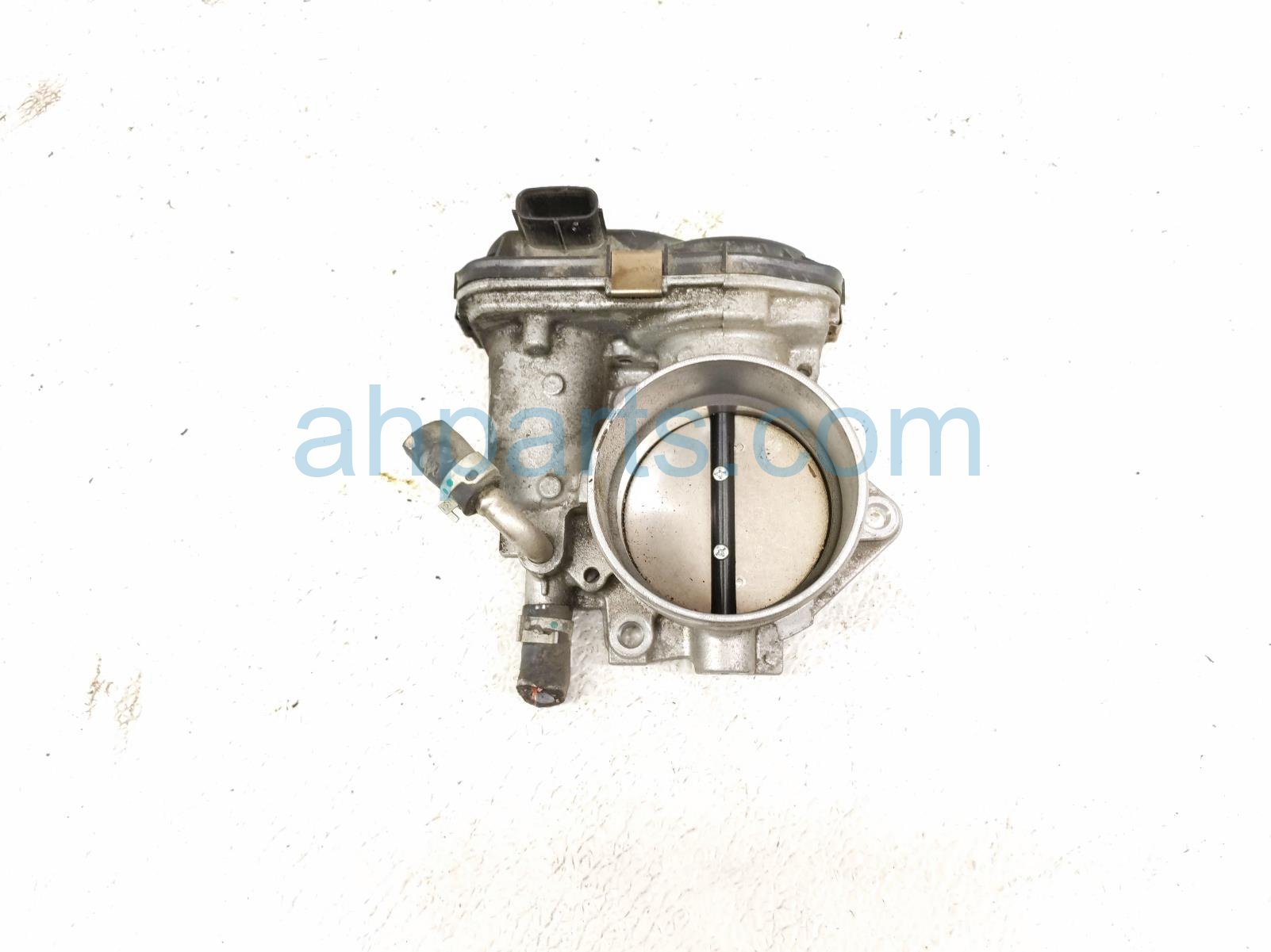 $175 Toyota THROTTLE BODY