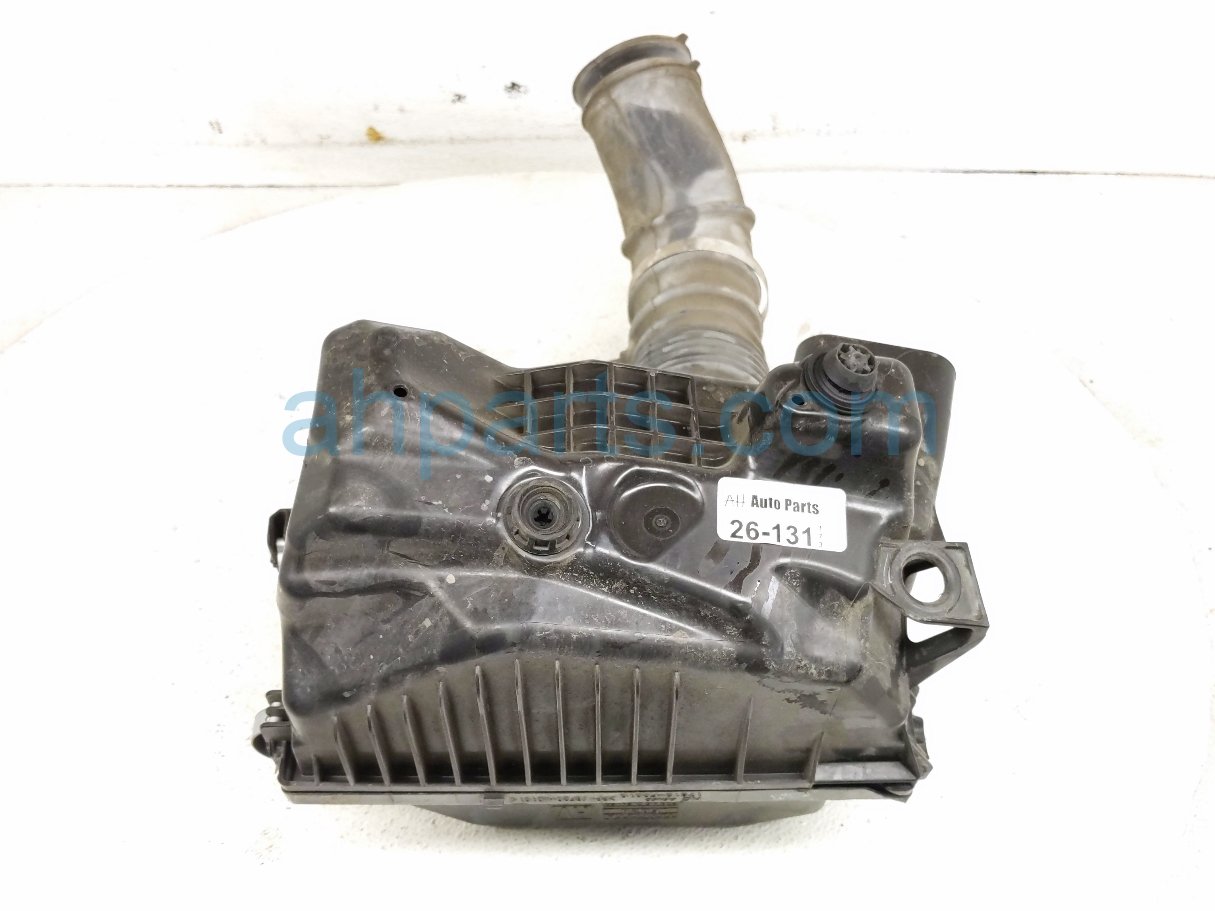 Toyota AIR CLEANER INTAKE BOX