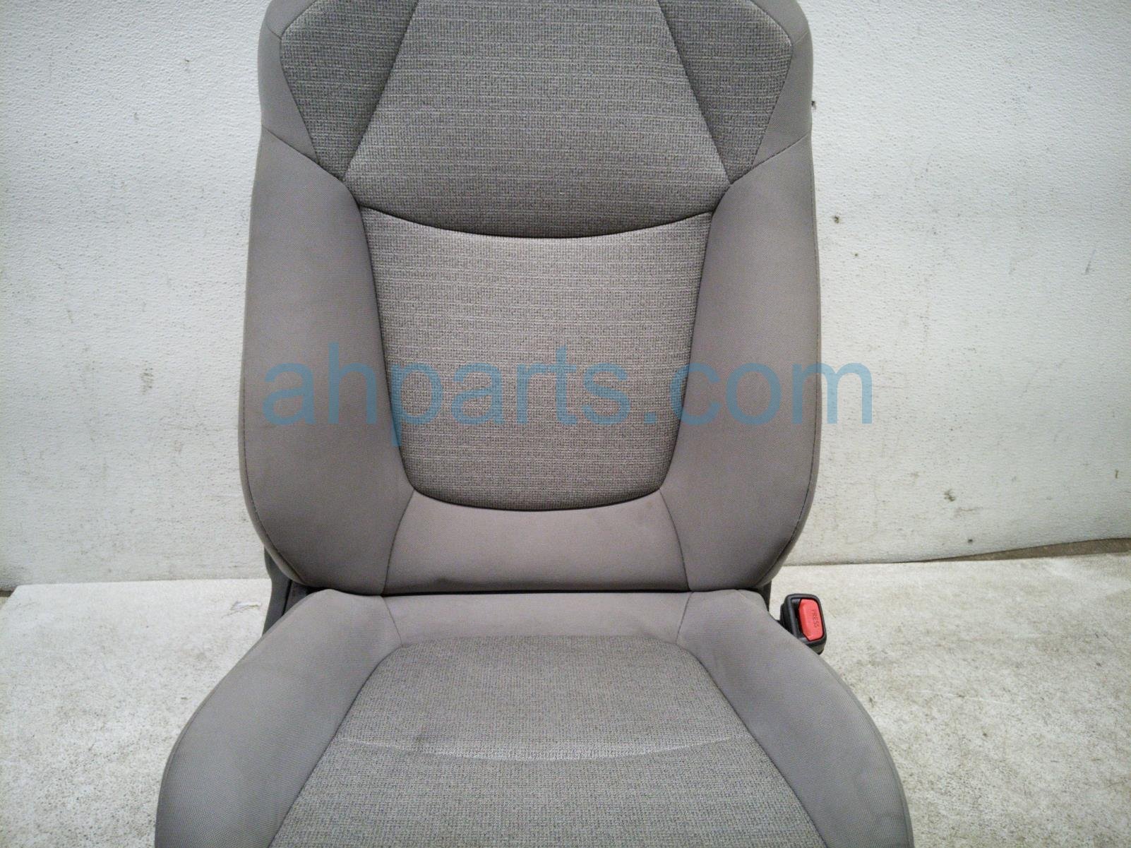 2023 Toyota Sienna Front Passenger Seat Grey W/ Airbag 71511 08070 Replacement 2023 Toyota Sienna Front Passenger Seat Grey W/ Airbag 71511 08070 Replacement thumbnail