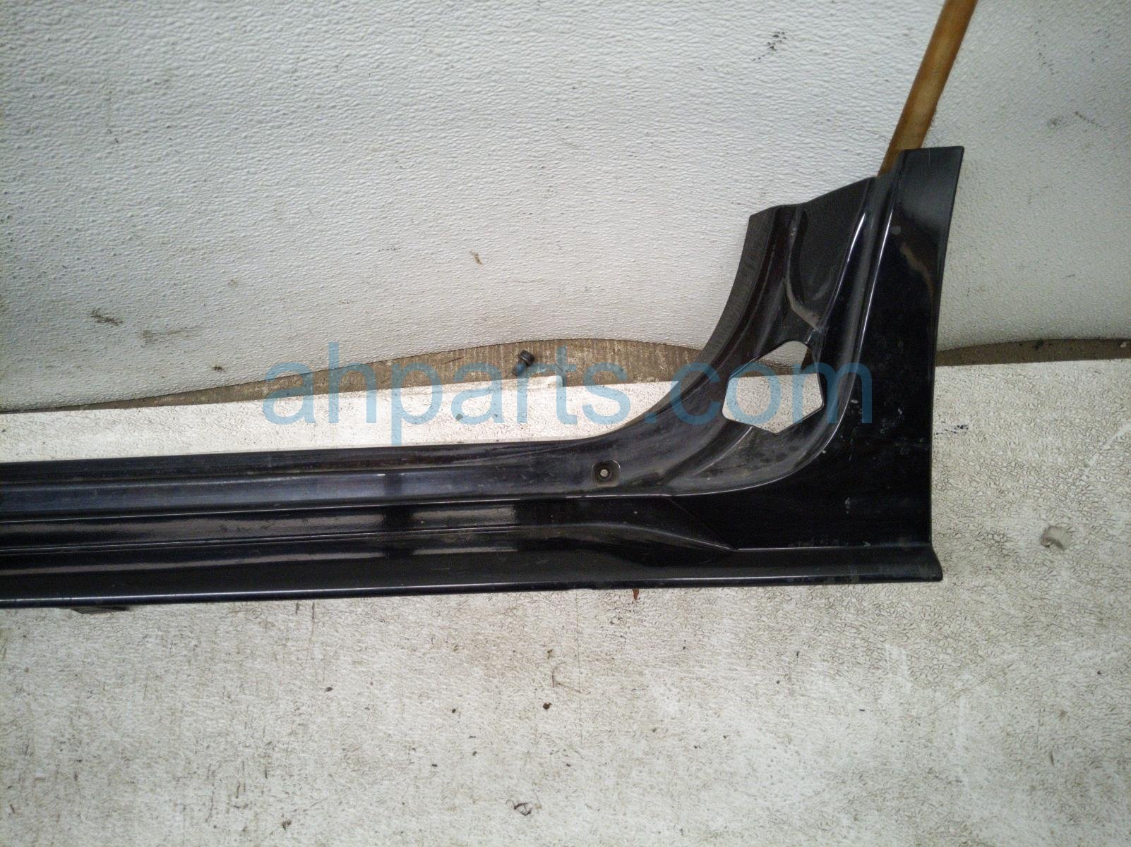 2023 Toyota Sienna Rocker Trim Driver Side Skirt / Molding Black 75852 08902 Replacement 2023 Toyota Sienna Rocker Trim Driver Side Skirt / Molding Black 75852 08902 Replacement thumbnail