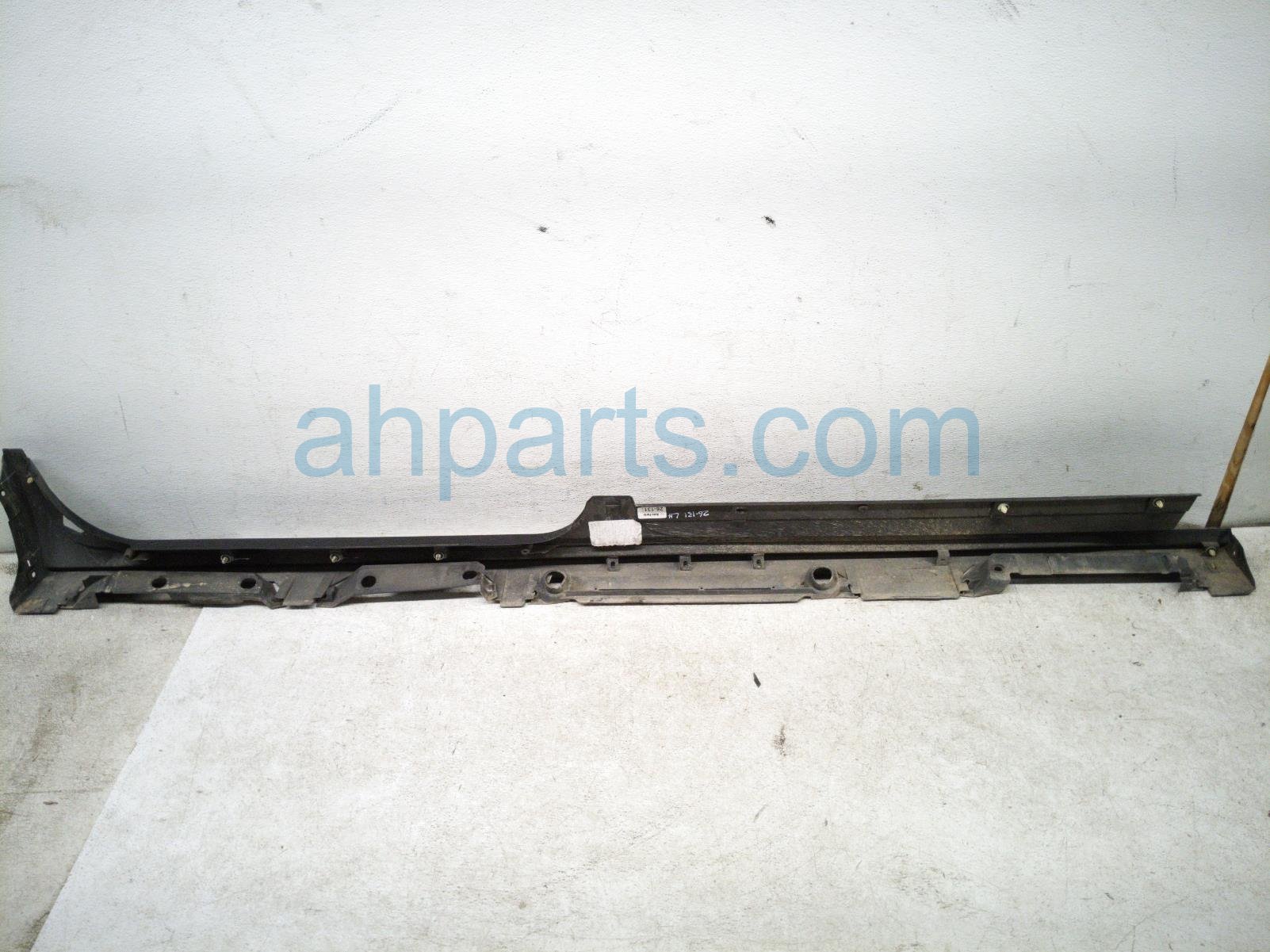 2023 Toyota Sienna Rocker Trim Driver Side Skirt / Molding Black 75852 08902 Replacement 2023 Toyota Sienna Rocker Trim Driver Side Skirt / Molding Black 75852 08902 Replacement thumbnail