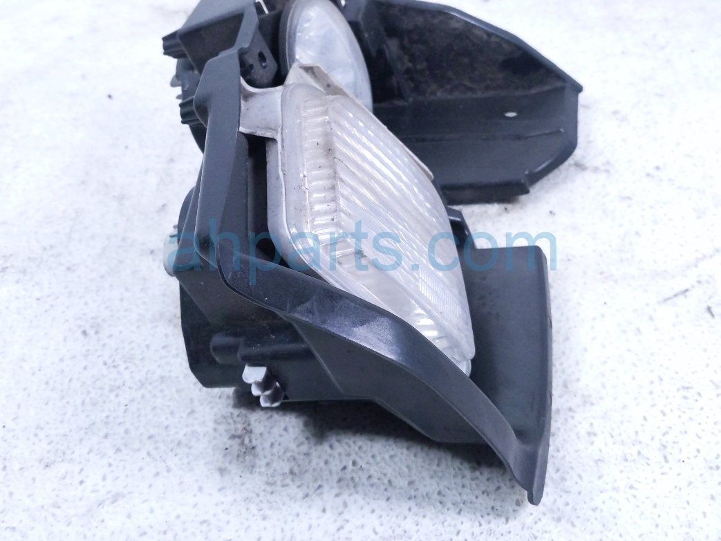 2022 Honda Odyssey Driver Fog/turn Signal Lamp Assy 33950 TEY Y01 Replacement 2022 Honda Odyssey Driver Fog/turn Signal Lamp Assy 33950 TEY Y01 Replacement thumbnail