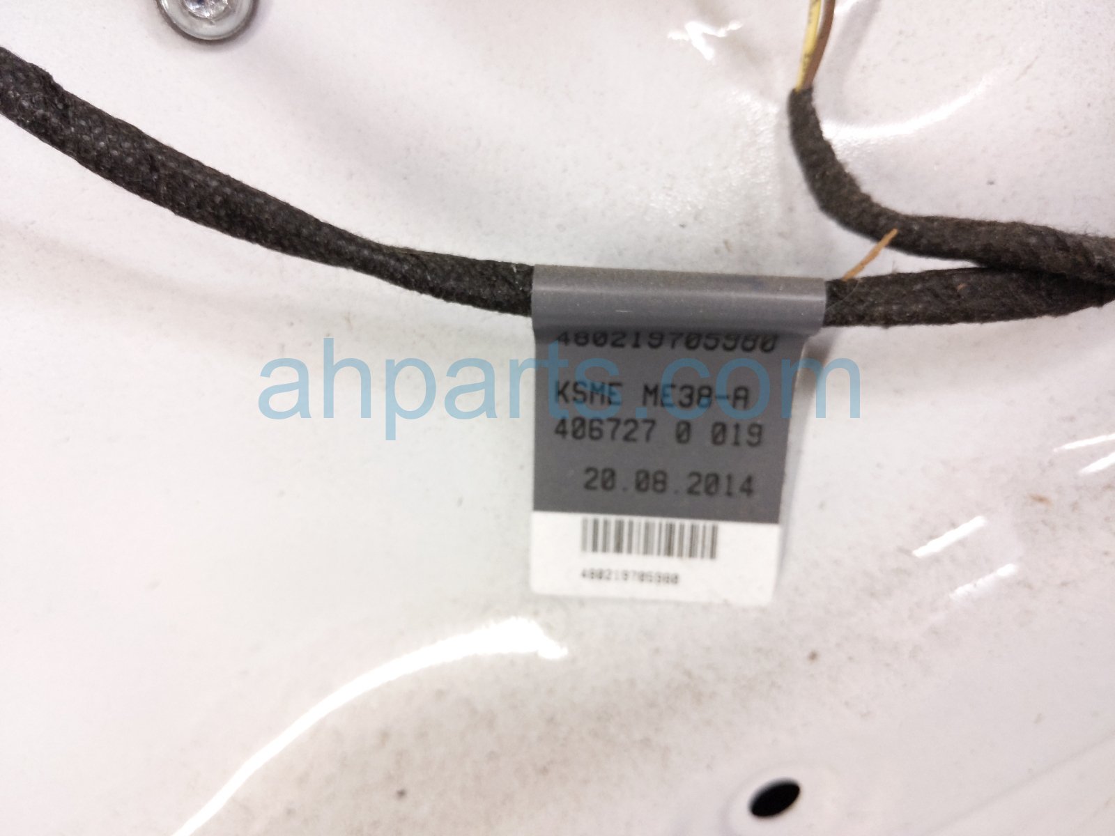 2015 Audi Q5 Audi Front Passenger Door White No Mirror/trim* 8R0 831 052 E Replacement 2015 Audi Q5 Audi Front Passenger Door White No Mirror/trim* 8R0 831 052 E Replacement thumbnail