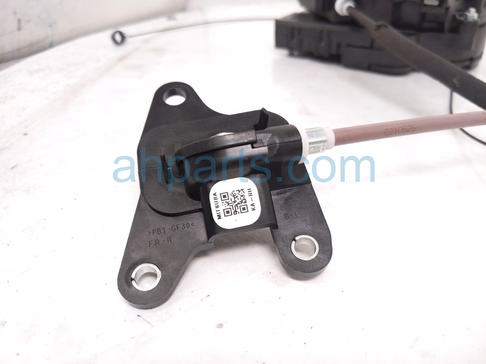 2022 Honda Odyssey Rear Passenger Power Sliding Door Motor Assy 72010 THR A04 Replacement 2022 Honda Odyssey Rear Passenger Power Sliding Door Motor Assy 72010 THR A04 Replacement thumbnail
