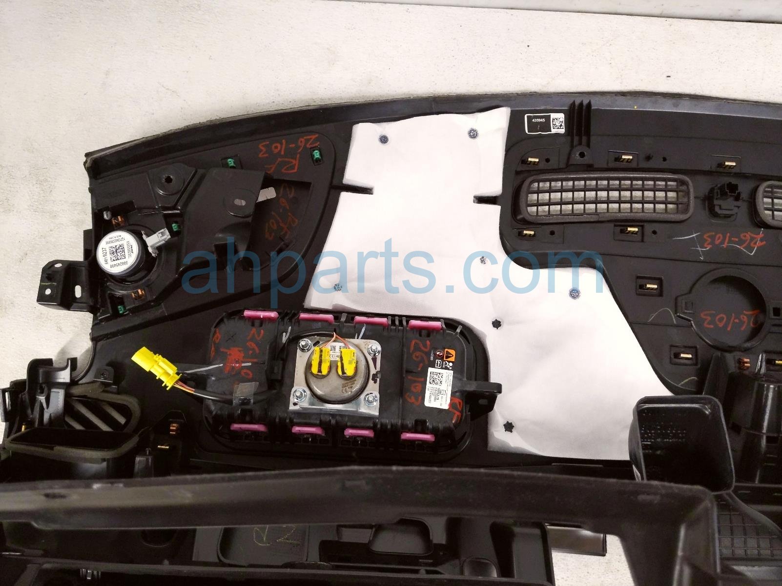 2022 Chevy Tahoe Dashboard W/ Airbag Black 86560223 Replacement 2022 Chevy Tahoe Dashboard W/ Airbag Black 86560223 Replacement thumbnail