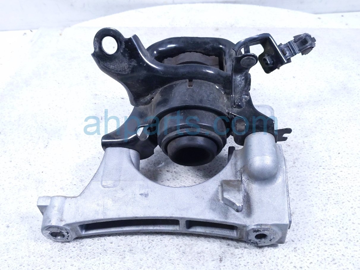 2020 Toyota Camry Engine/motor Passenger Engine Mount 2.5l Fwd 12305 F0010 Replacement 2020 Toyota Camry Engine/motor Passenger Engine Mount 2.5l Fwd 12305 F0010 Replacement thumbnail