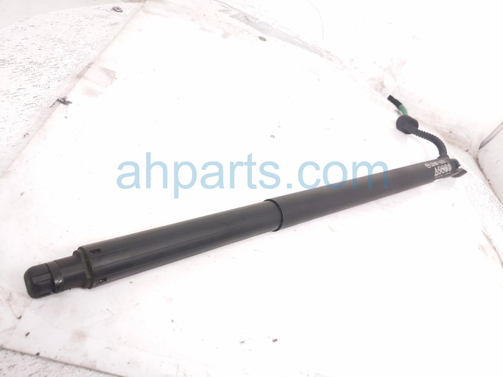 2025 Mazda Cx 90 Driver Power Liftgate Strut Actuator KMV7 636EX Replacement 2025 Mazda Cx 90 Driver Power Liftgate Strut Actuator KMV7 636EX Replacement thumbnail