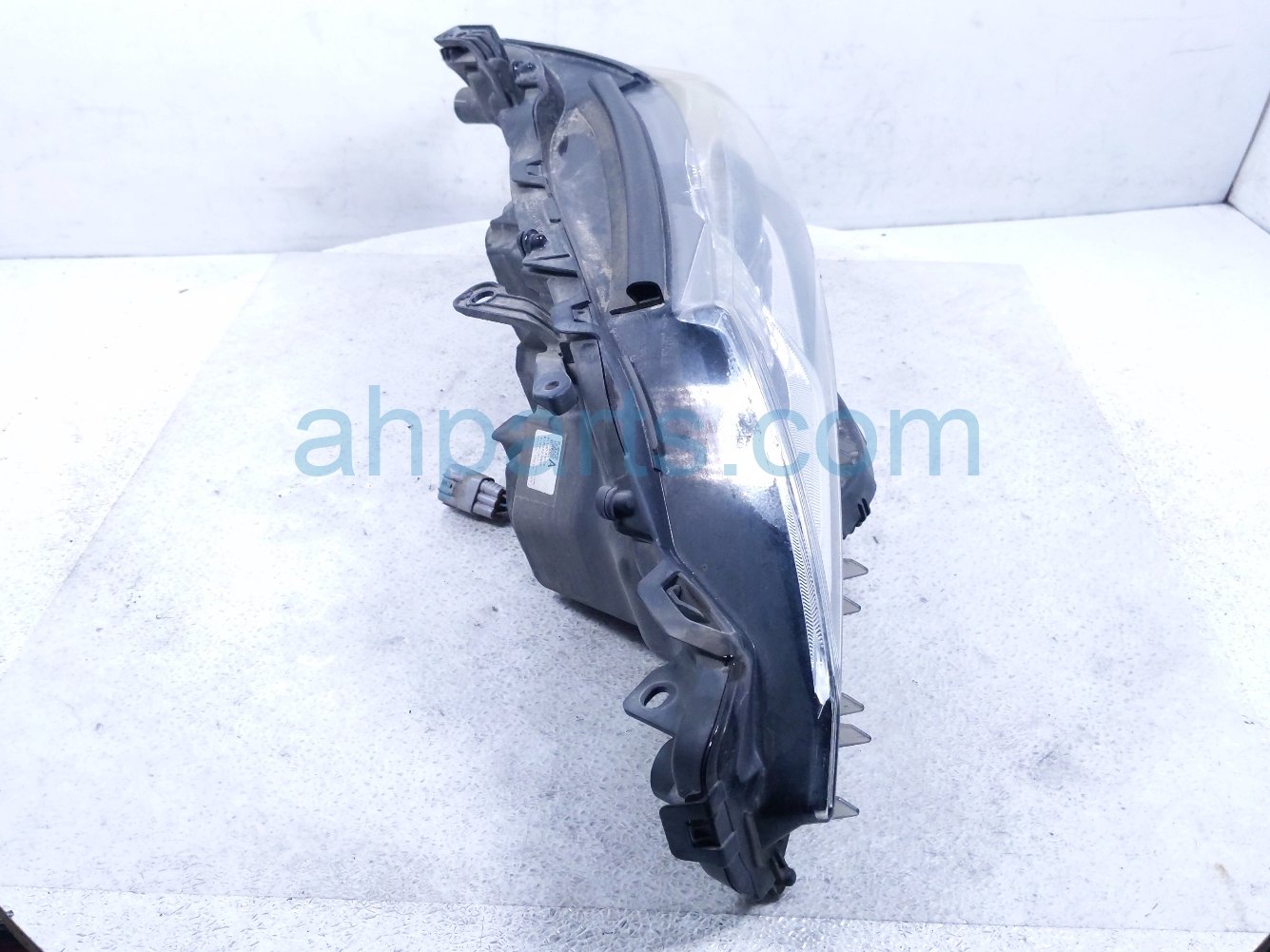 2018 Toyota Camry Headlight / Driver Headlamp Bi led Assy 81170 33D00 Replacement 2018 Toyota Camry Headlight / Driver Headlamp Bi led Assy 81170 33D00 Replacement thumbnail
