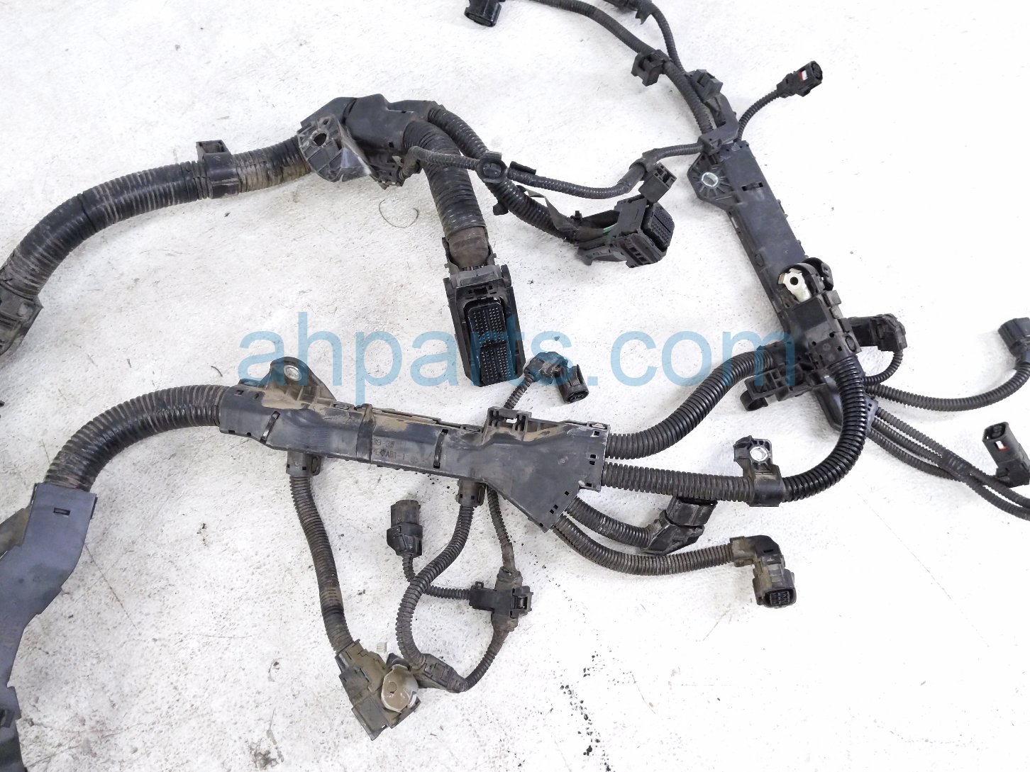 2020 Toyota Camry Main Engine Wire Harness 2.5l Fwd 82121 06L31 Replacement 2020 Toyota Camry Main Engine Wire Harness 2.5l Fwd 82121 06L31 Replacement thumbnail