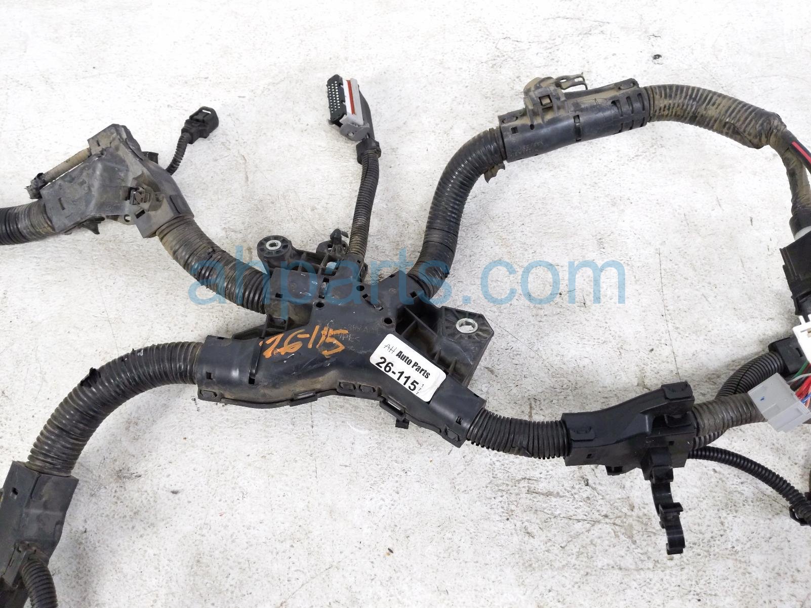 2020 Toyota Camry Main Engine Wire Harness 2.5l Fwd 82121 06L31 Replacement 2020 Toyota Camry Main Engine Wire Harness 2.5l Fwd 82121 06L31 Replacement thumbnail