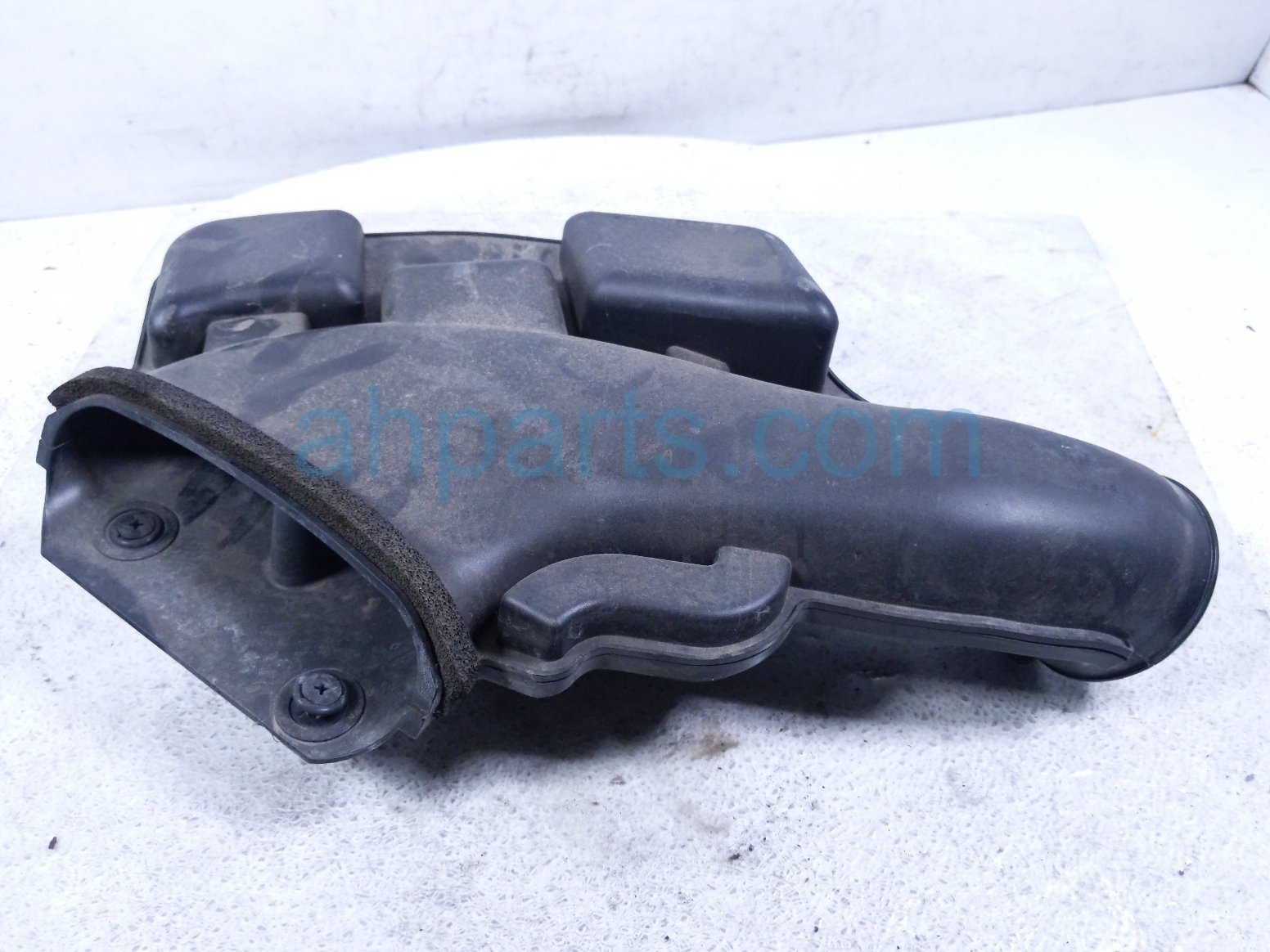 2022 Honda Odyssey Air Cleaner Intake Duct 3.5l 17243 5MR A10 Replacement 2022 Honda Odyssey Air Cleaner Intake Duct 3.5l 17243 5MR A10 Replacement thumbnail