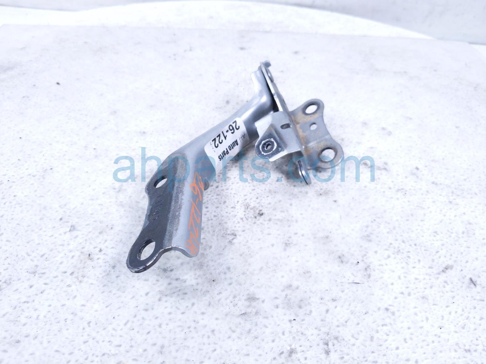 2018 Toyota Camry Driver Hood Hinge Silver 53420 33300 Replacement 2018 Toyota Camry Driver Hood Hinge Silver 53420 33300 Replacement thumbnail