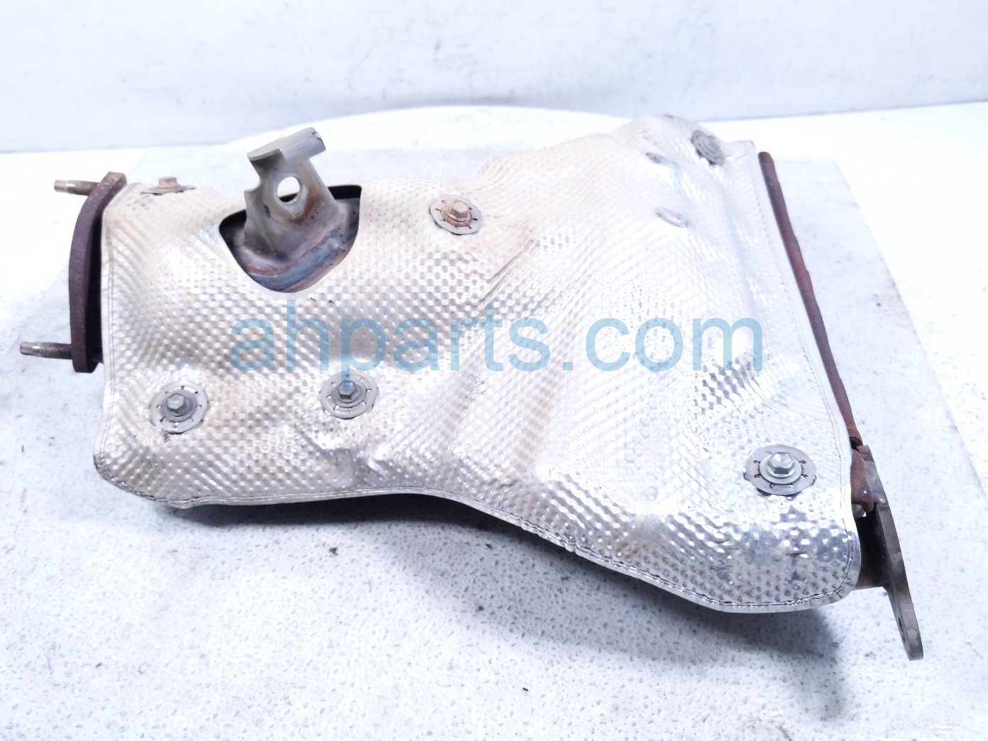 2018 Toyota Camry Exhaust Manifold 2.5l 17141 25020 Replacement 2018 Toyota Camry Exhaust Manifold 2.5l 17141 25020 Replacement thumbnail