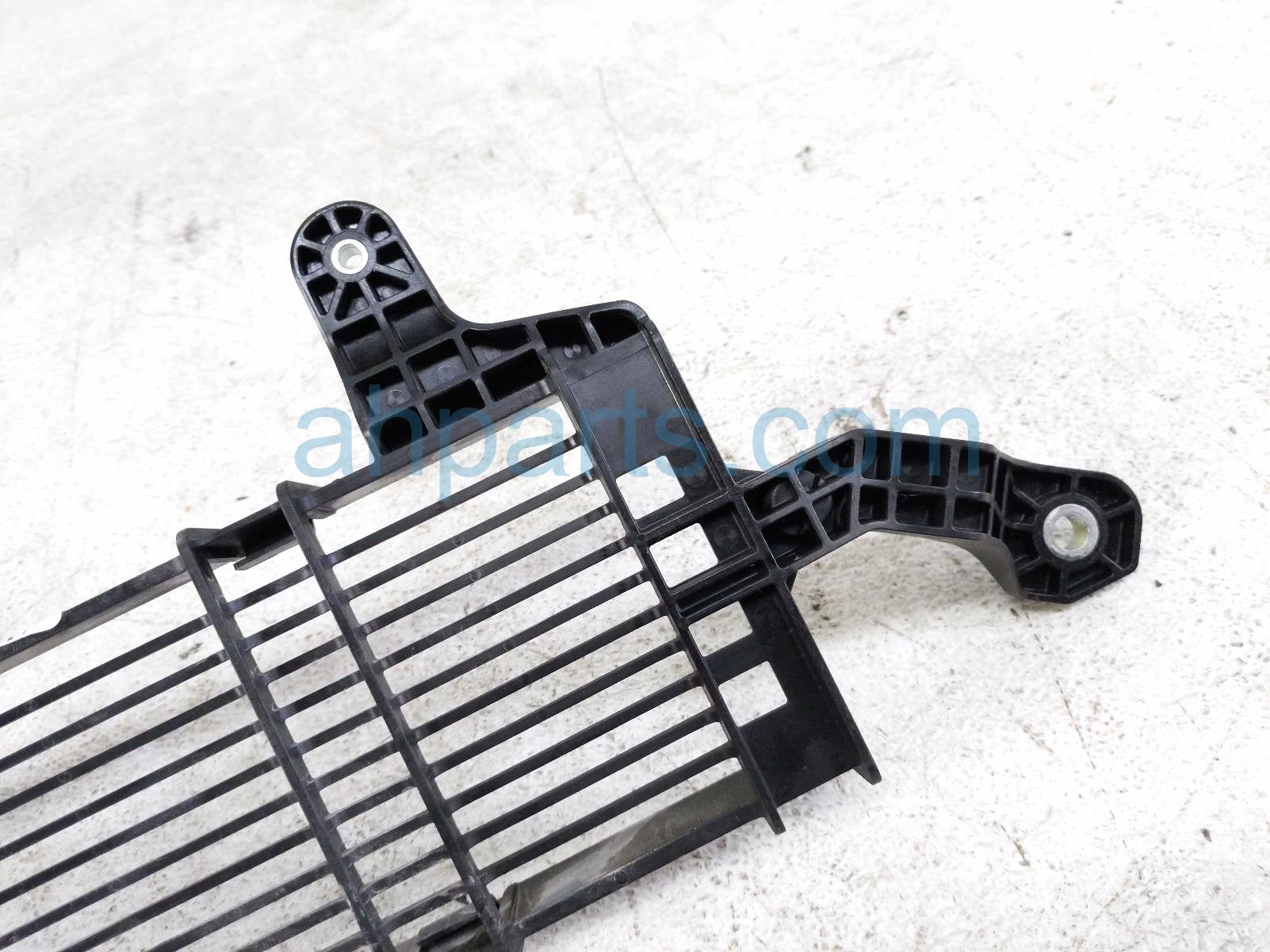 2024 Honda Accord Radiator Air Shutter Hybrid 2.0l 25500 6MR 003 Replacement 2024 Honda Accord Radiator Air Shutter Hybrid 2.0l 25500 6MR 003 Replacement thumbnail