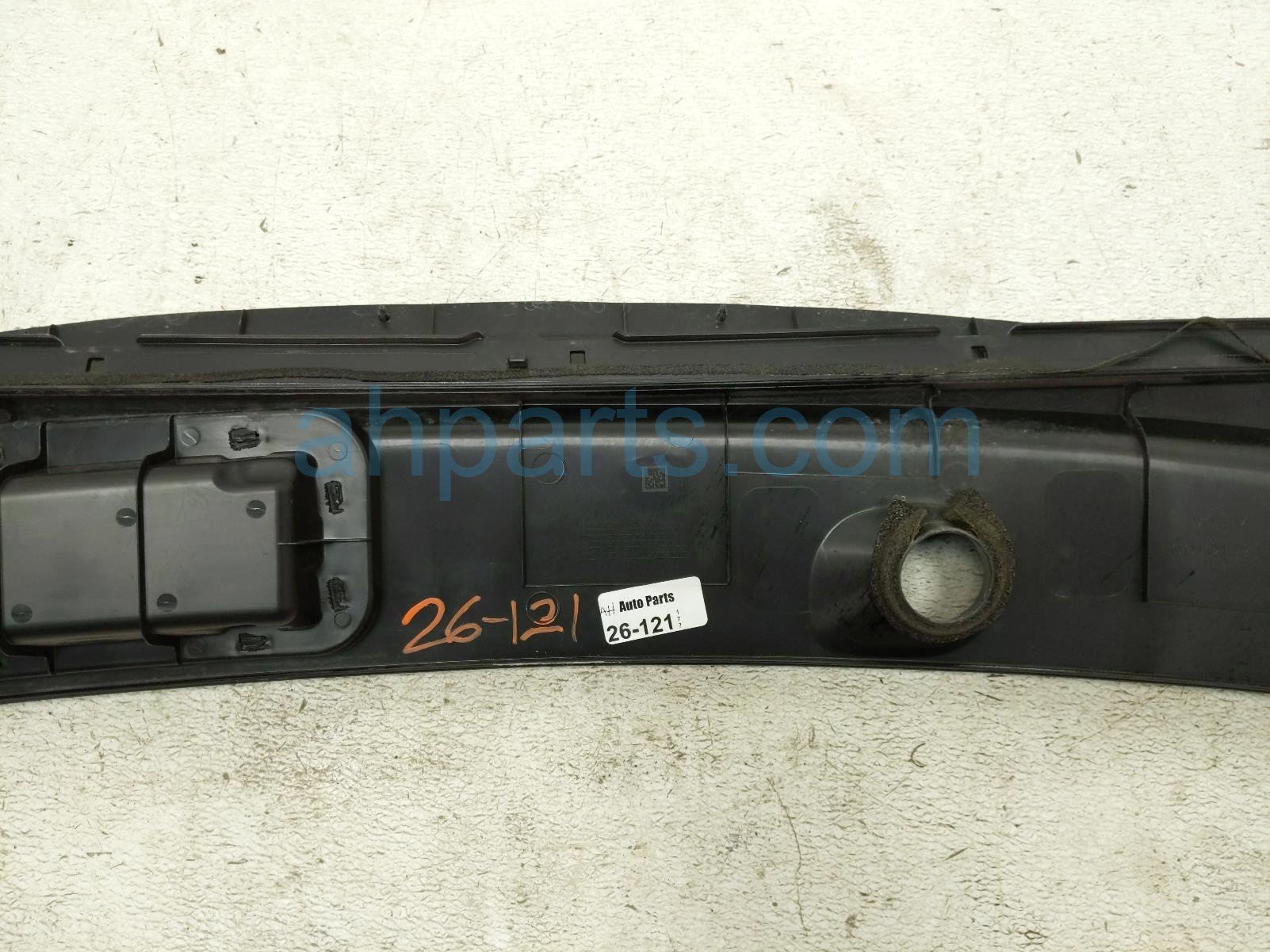 2025 Nissan Kicks Cover Windshield Cowl Grille Panel 66862 7LF0A Replacement 2025 Nissan Kicks Cover Windshield Cowl Grille Panel 66862 7LF0A Replacement thumbnail